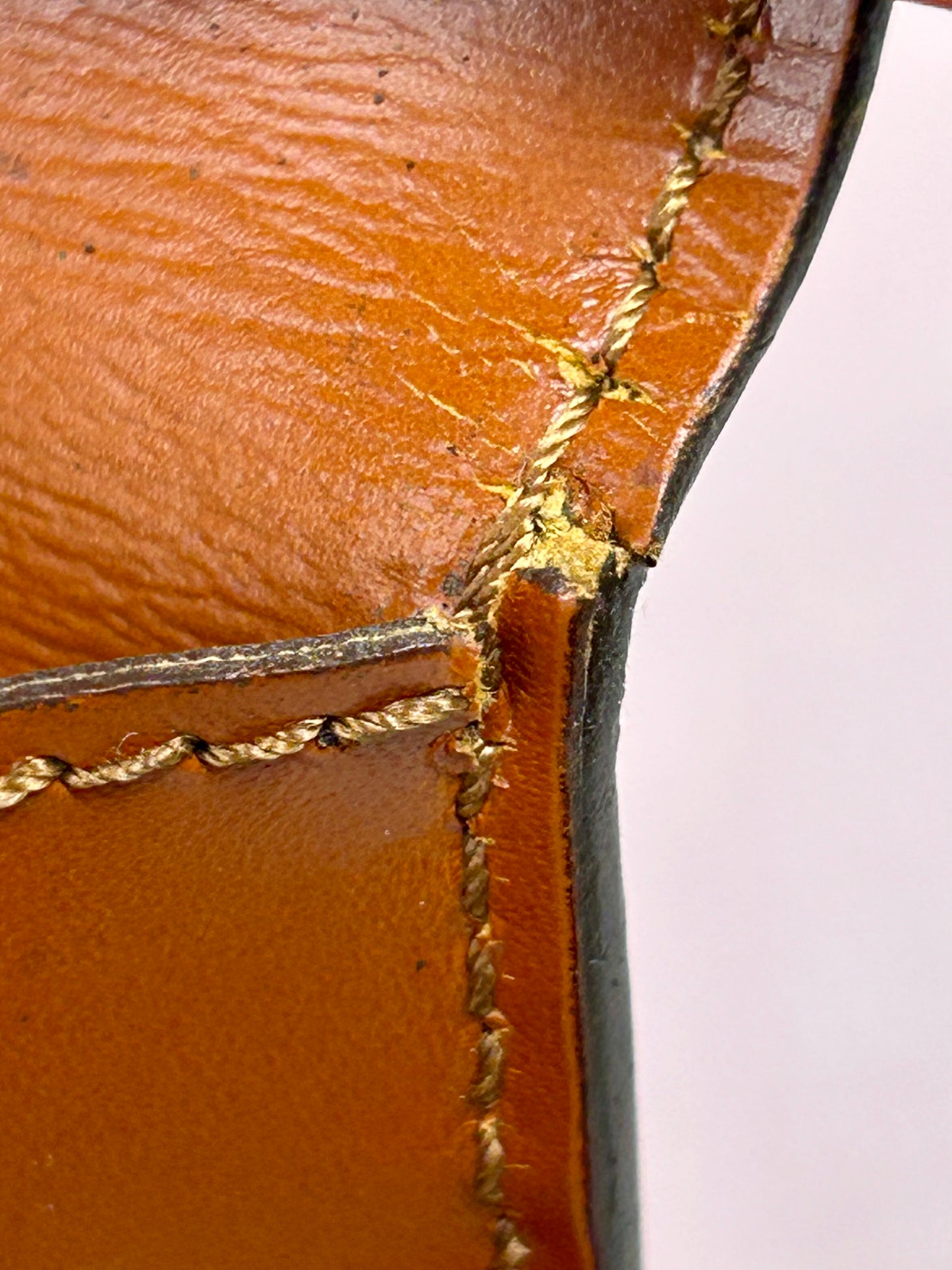Brown Epi Arche