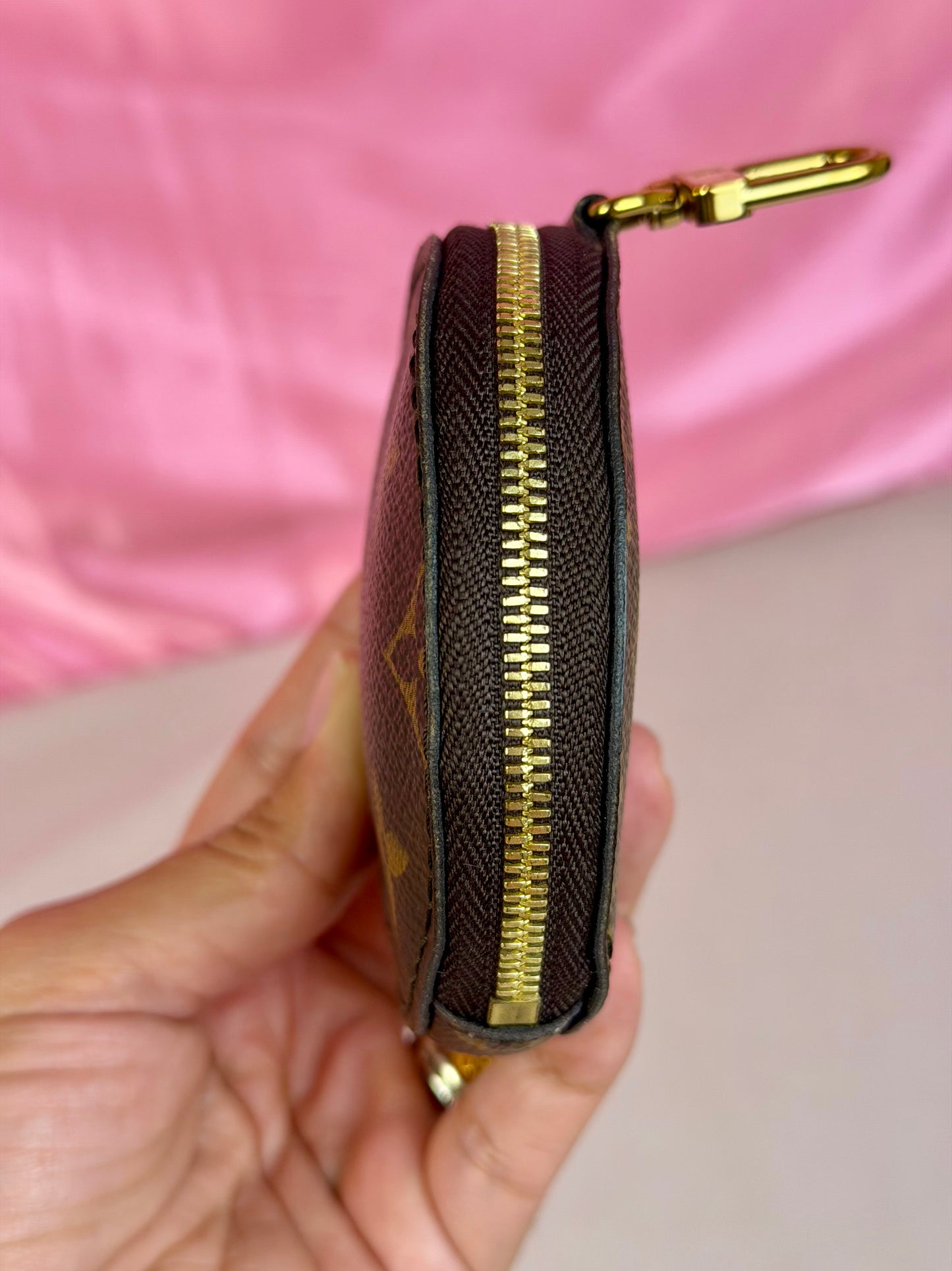 Round Coin Pouch