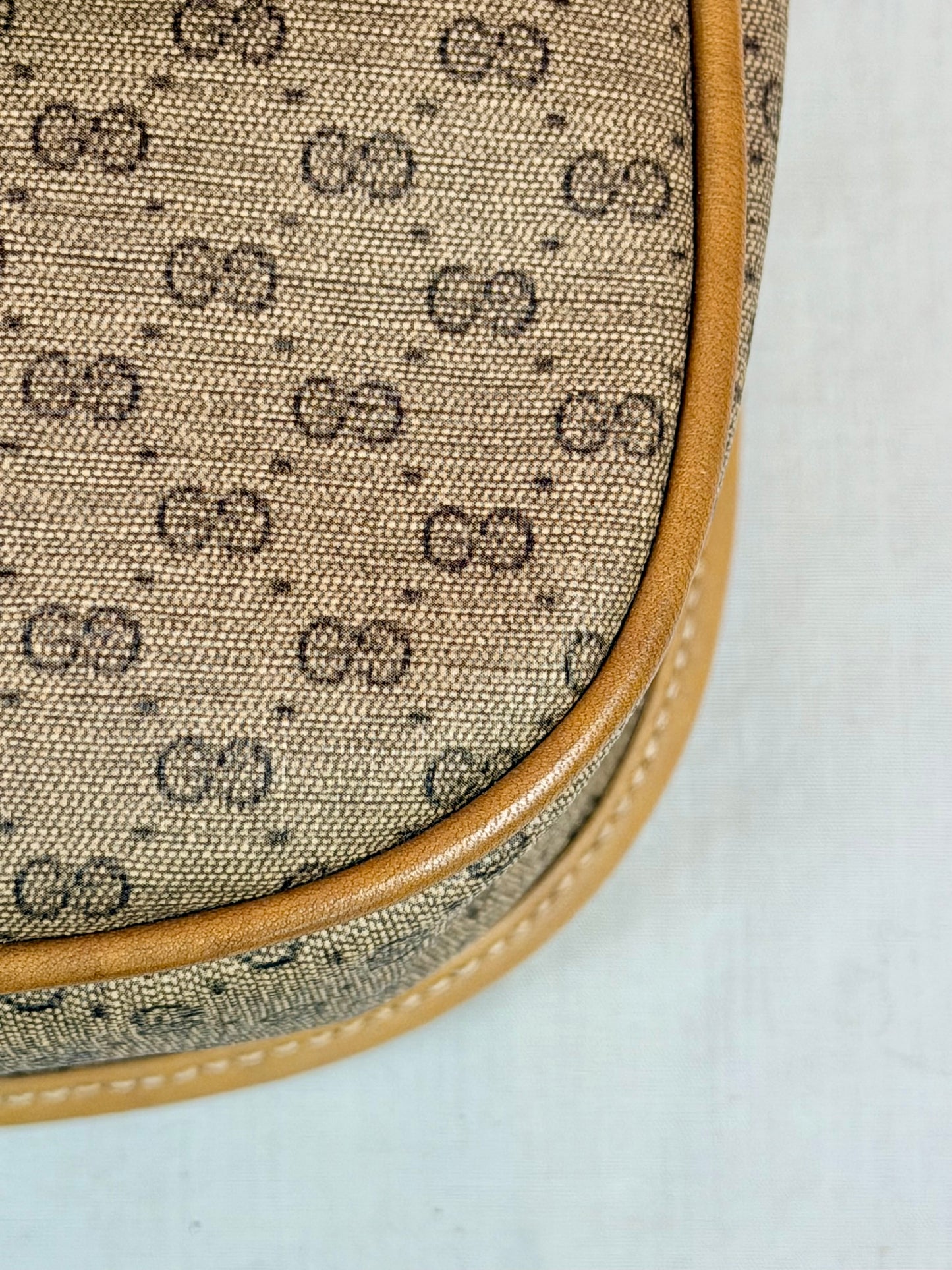 MicroGucci Sherry Line Flap