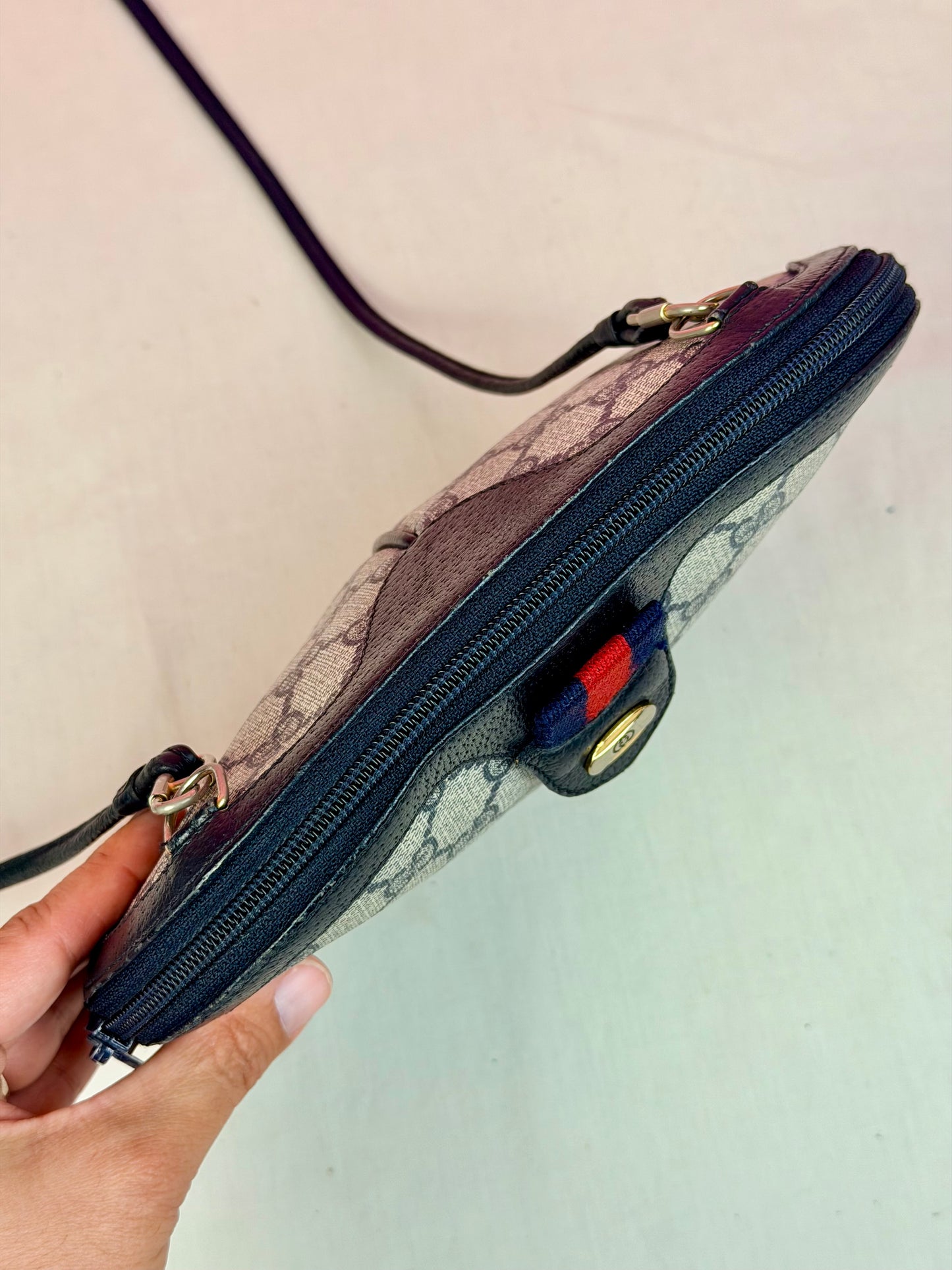 Gucci Navy Sherry Line Dome