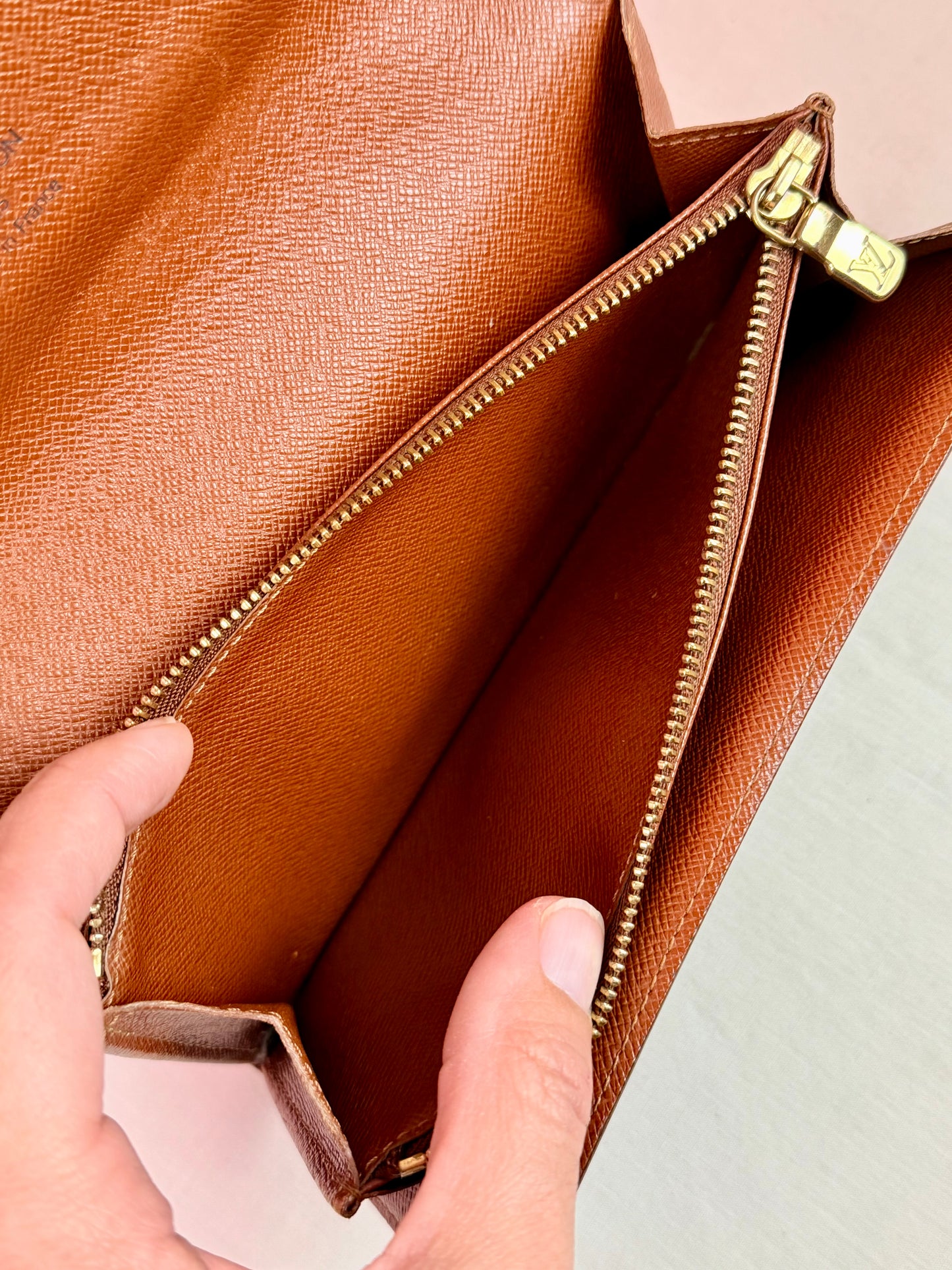 Sarah Wallet in Monogram