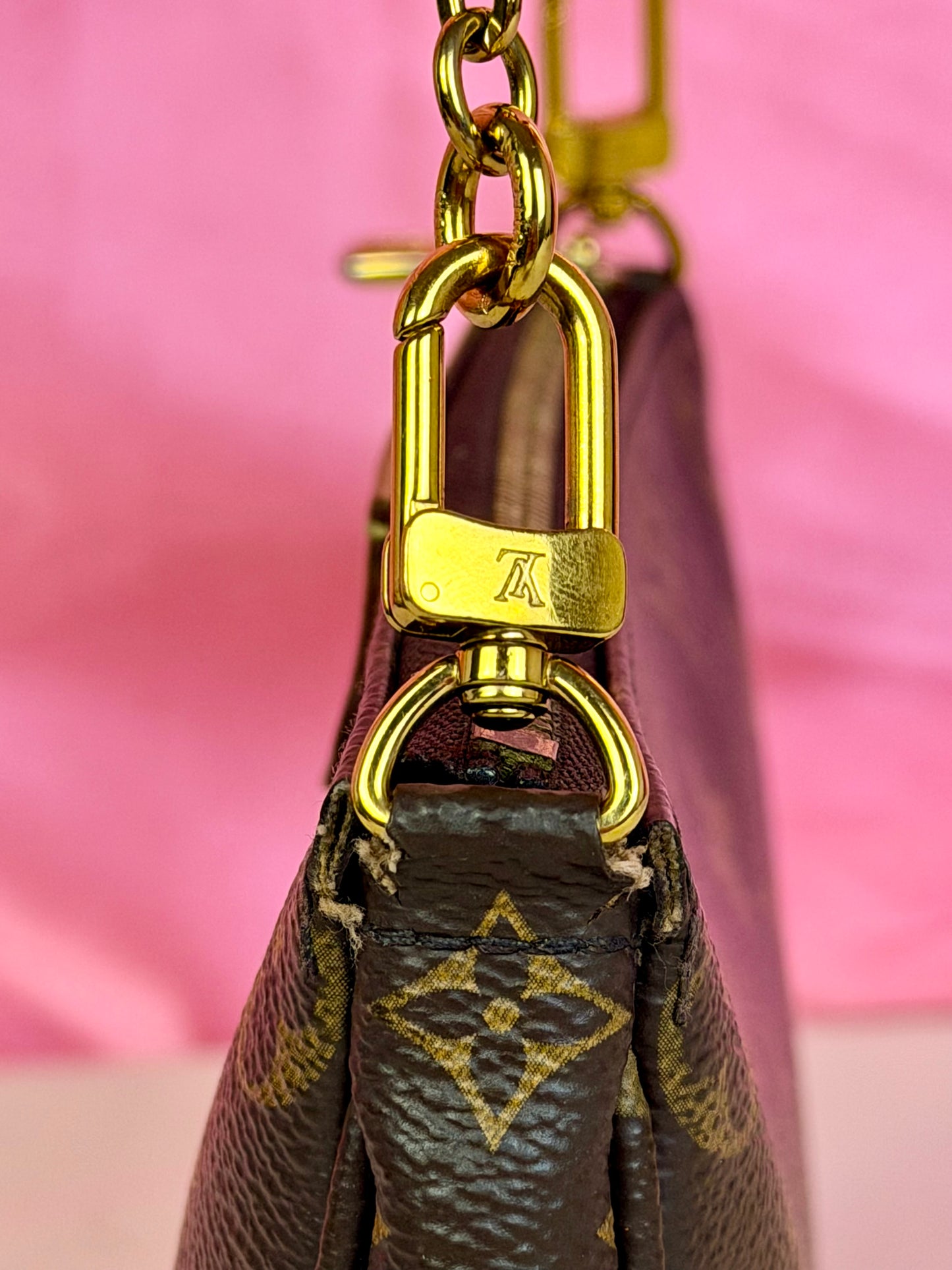 Small Pochette with Chain