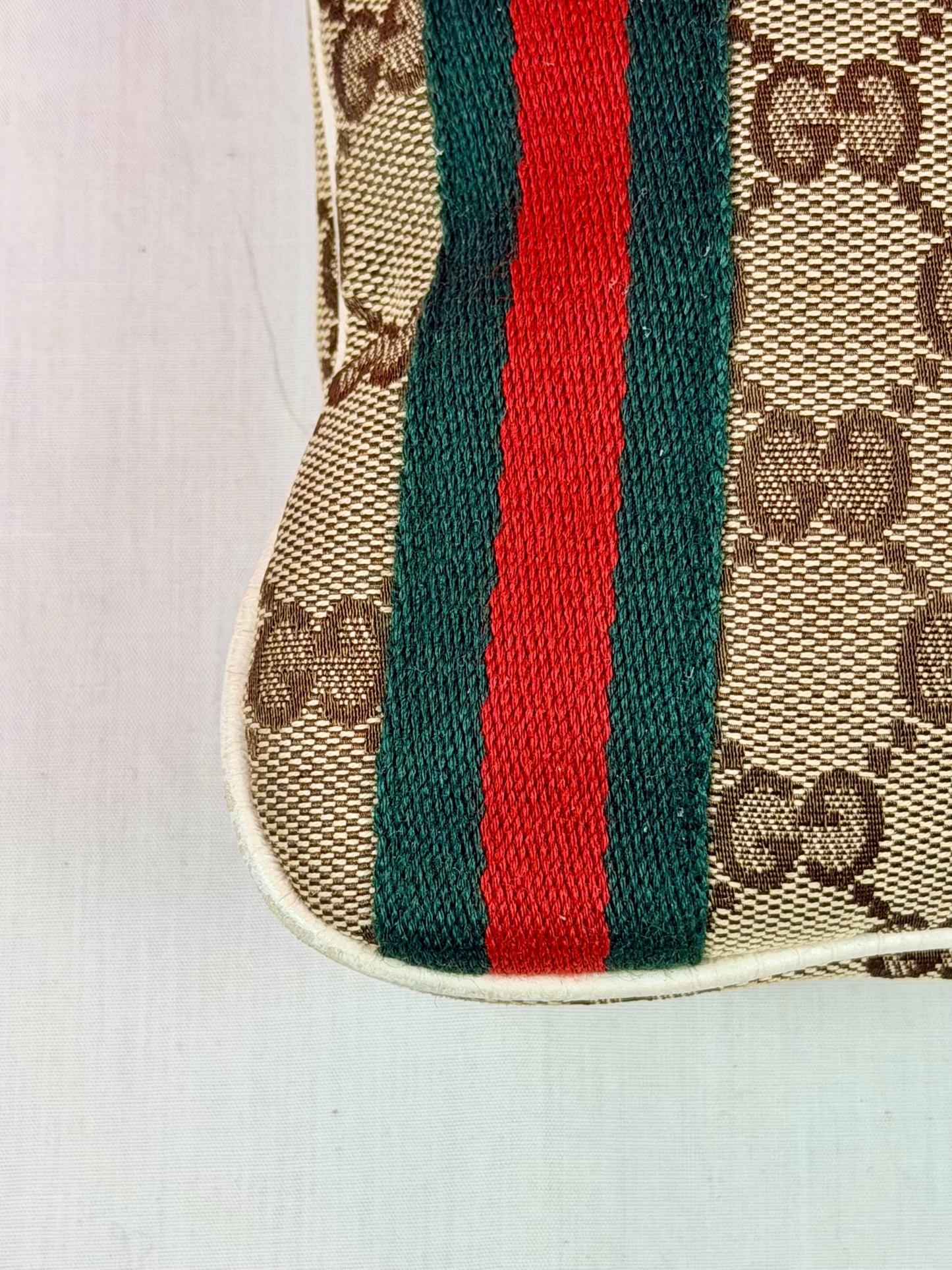 White Sherry Line Crossbody