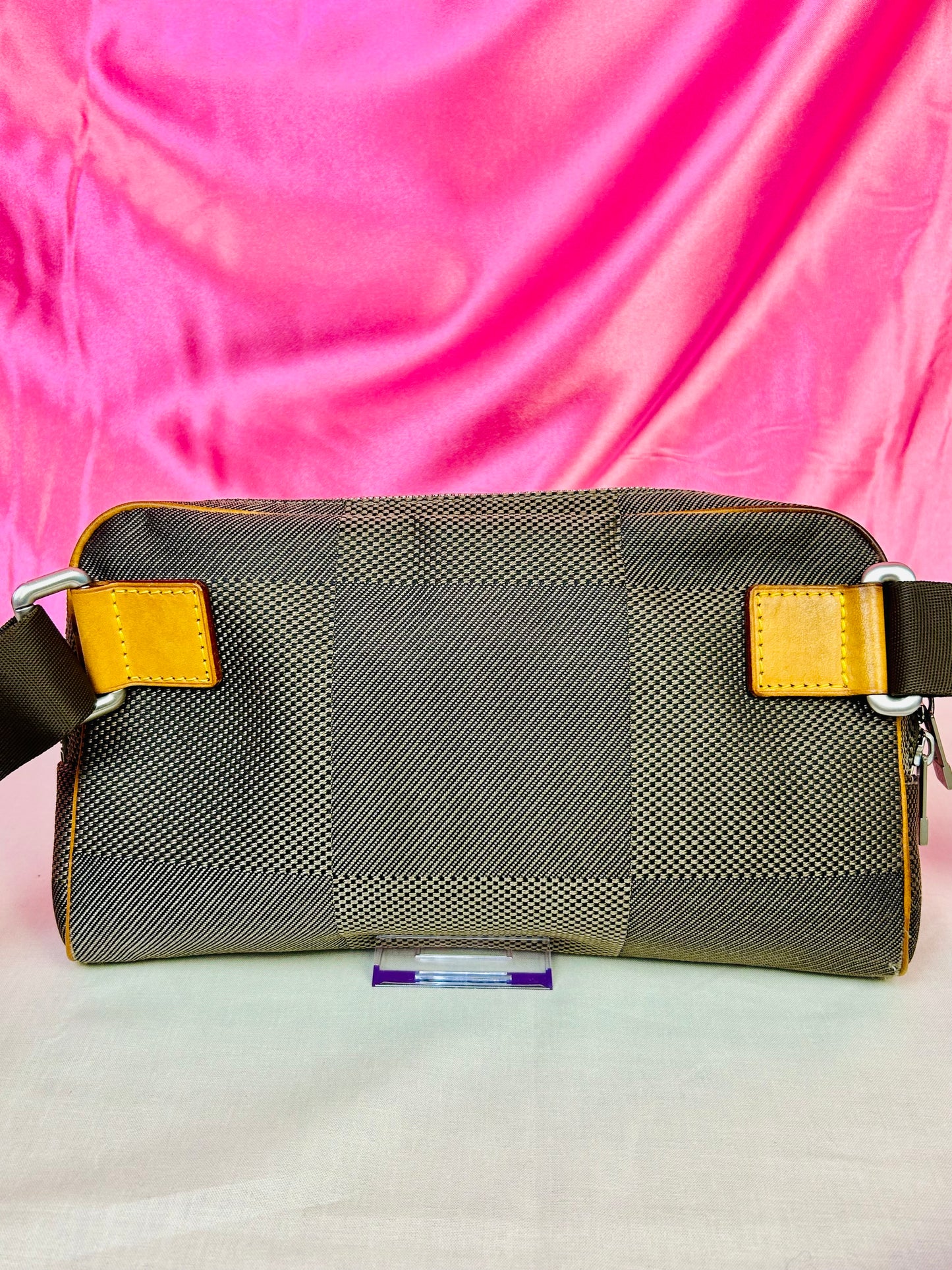 Louis Vuitton Damier Géant Bumbag