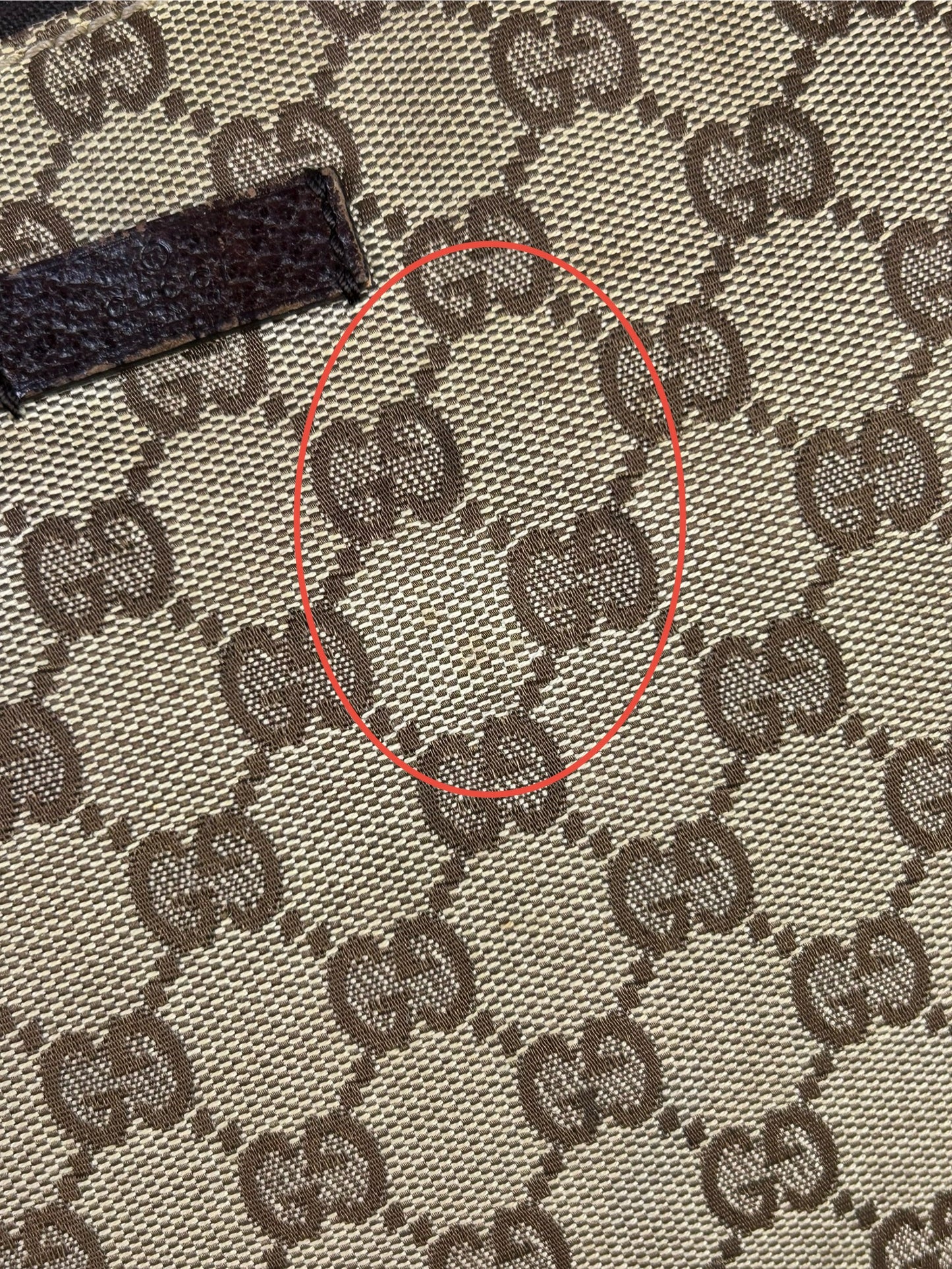 Gucci Supreme Crossbody (New Model)