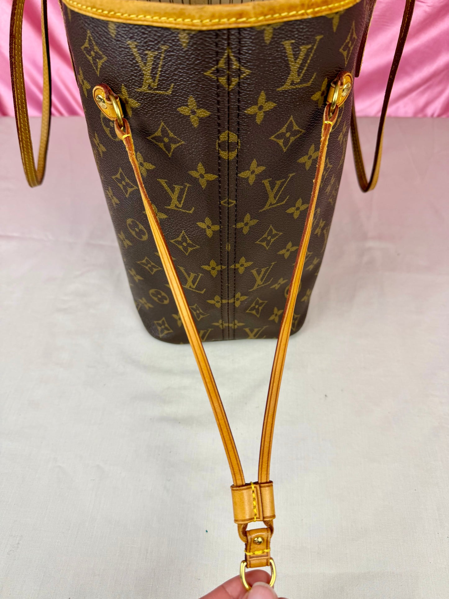 Neverfull MM in Monogram/Beige