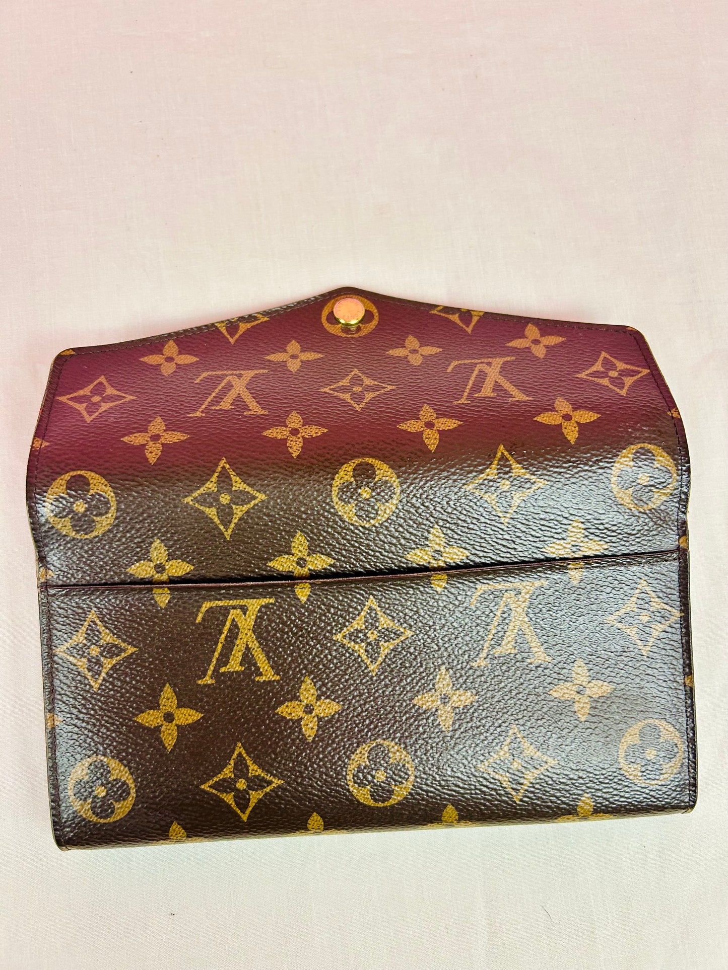 Sarah Wallet NM in Monogram/Brown