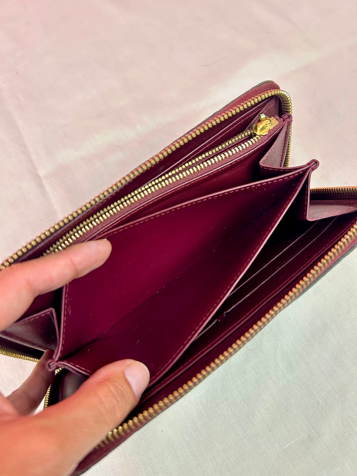 Magenta Vernis Zippy Wallet