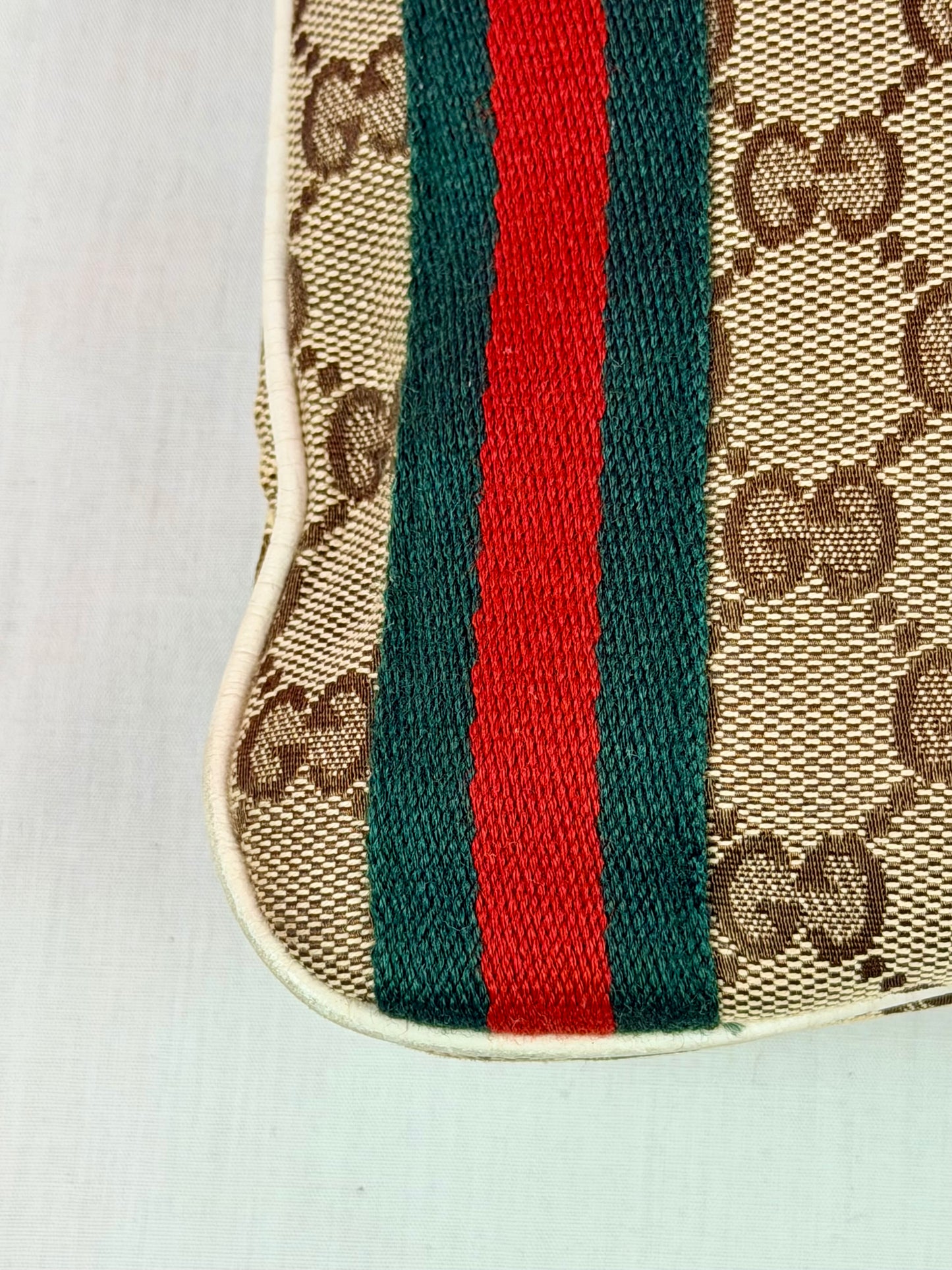 White Sherry Line Crossbody