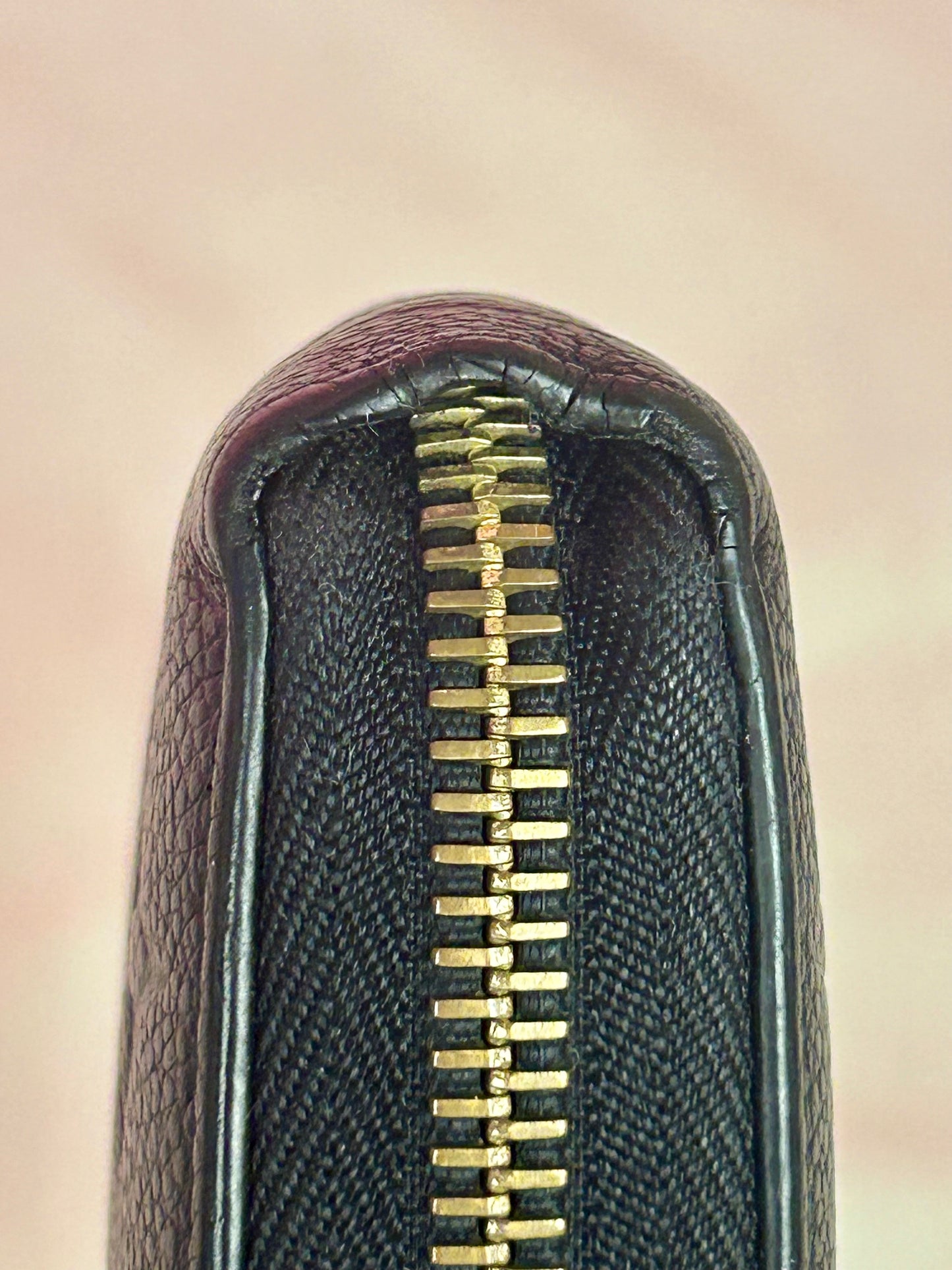 Black Empreinte Zippy Wallet