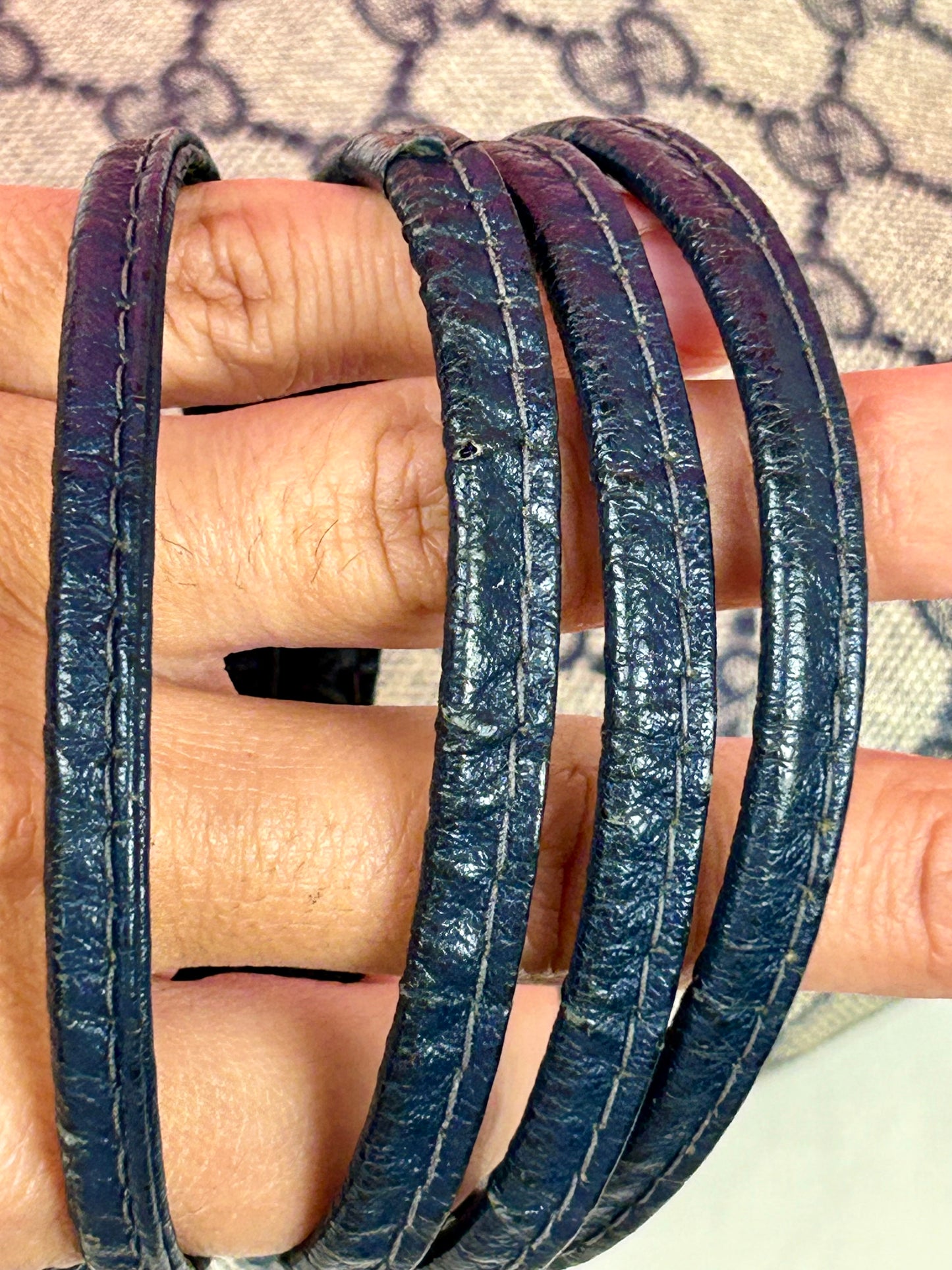 Small Navy Gucci Supreme