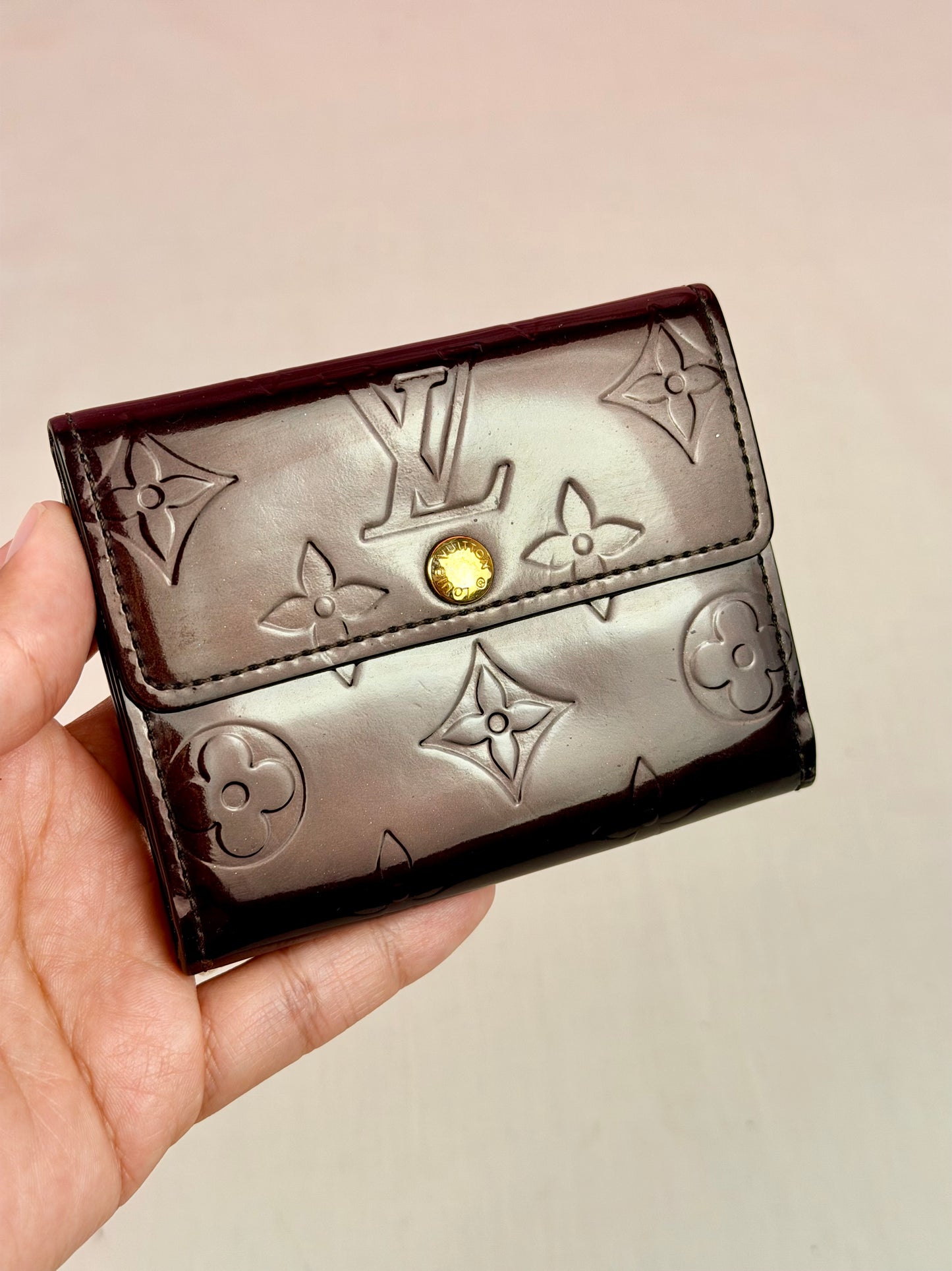 Vernis Compact Wallet