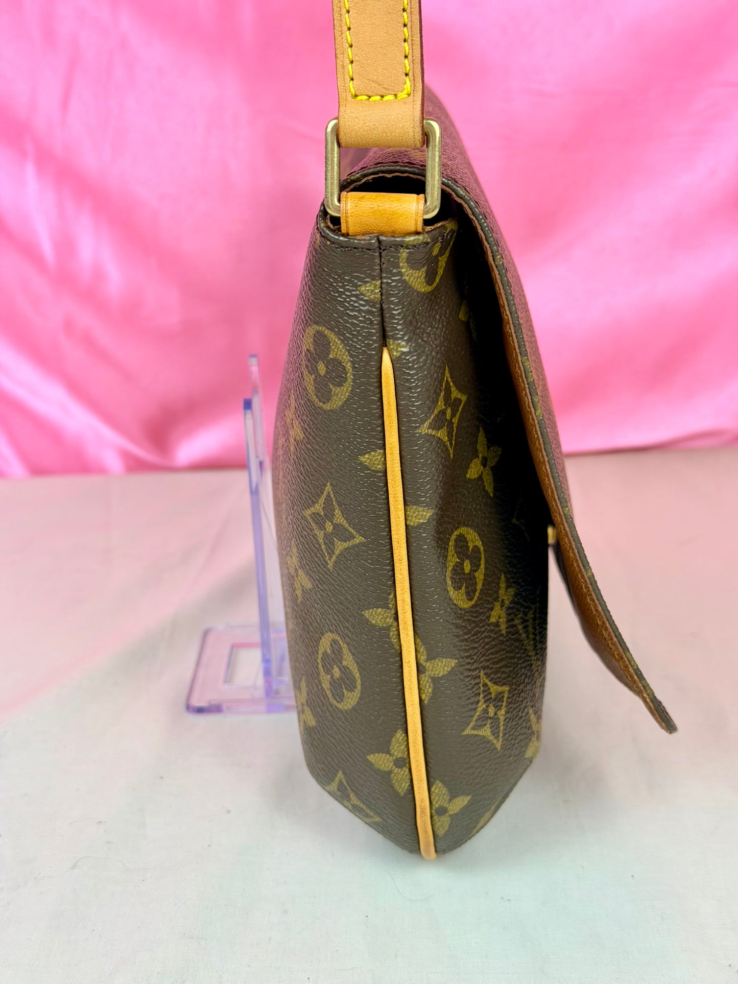 Musette Tango Crossbody