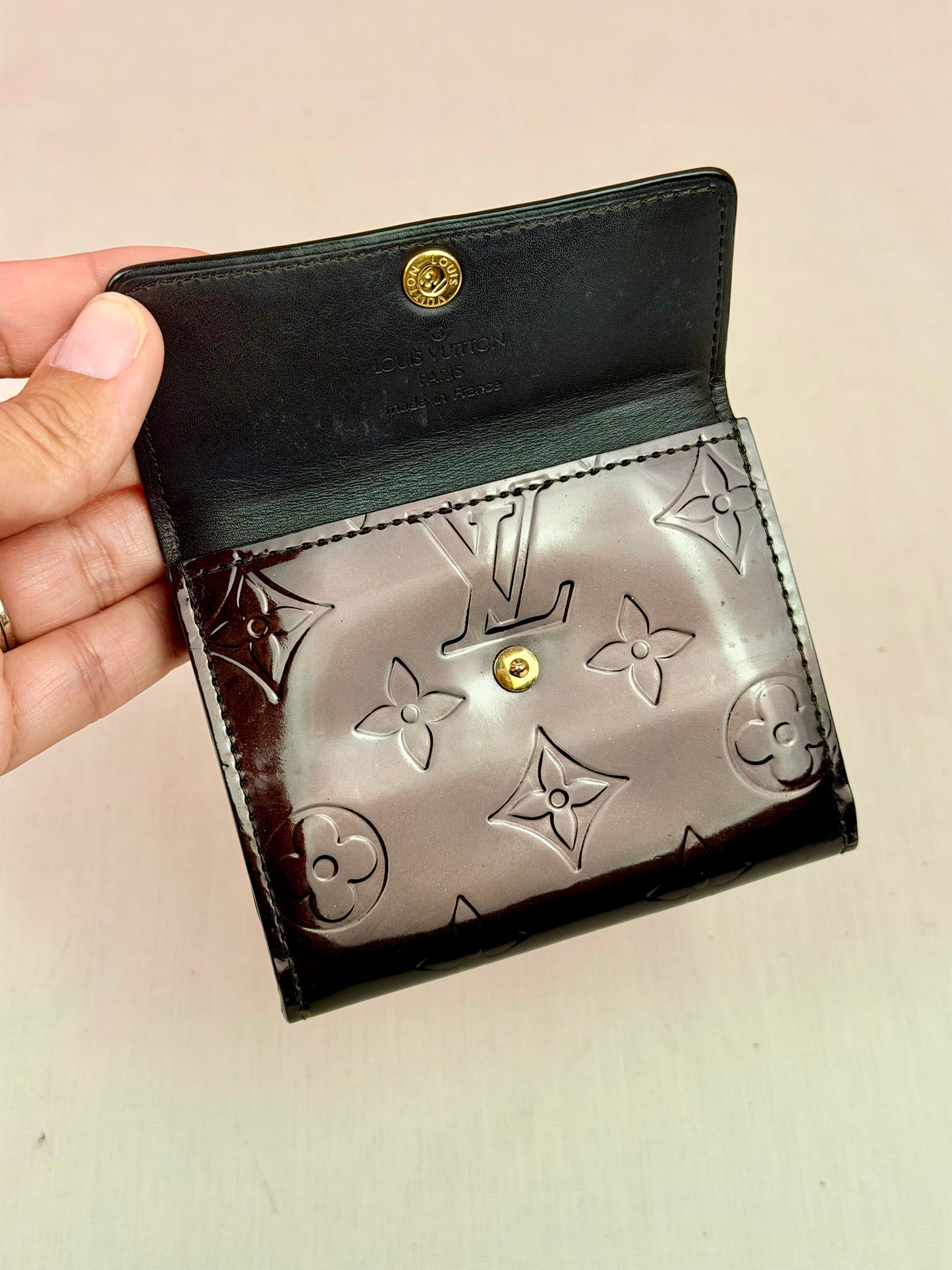 Vernis Compact Wallet