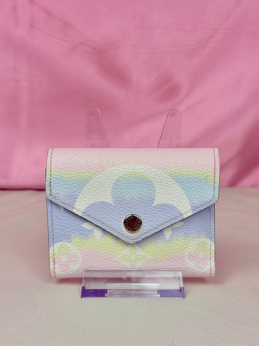 Louis Vuitton Escale Zoe Wallet in Pastel