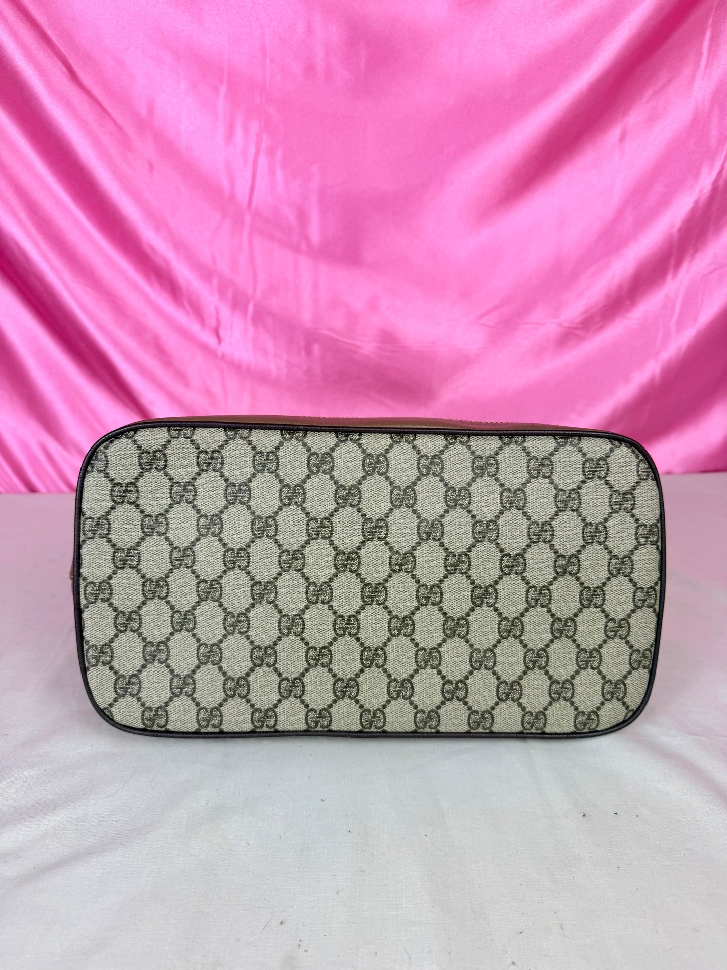 Gucci Supreme Alma