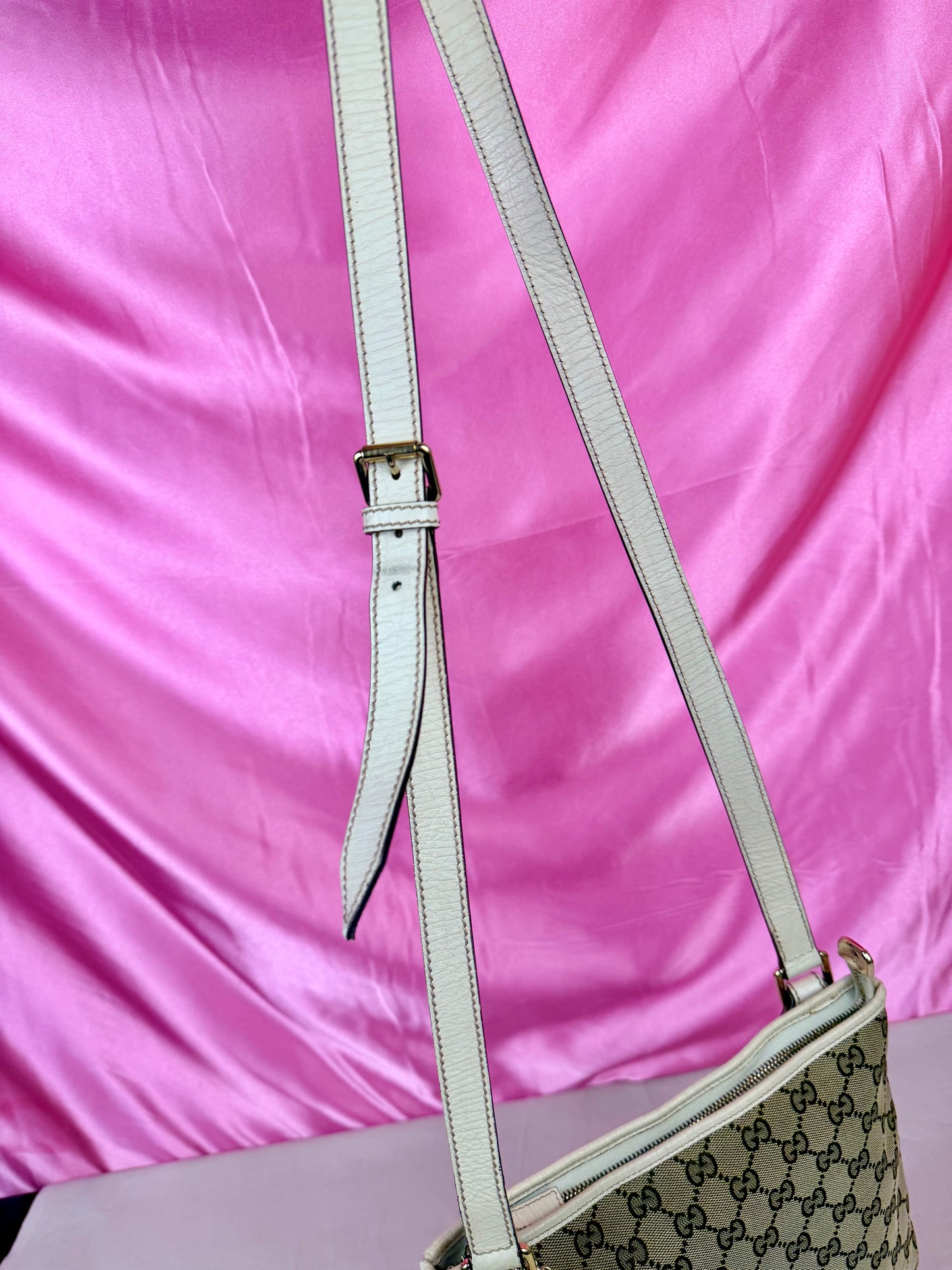 White Sherry Line Crossbody