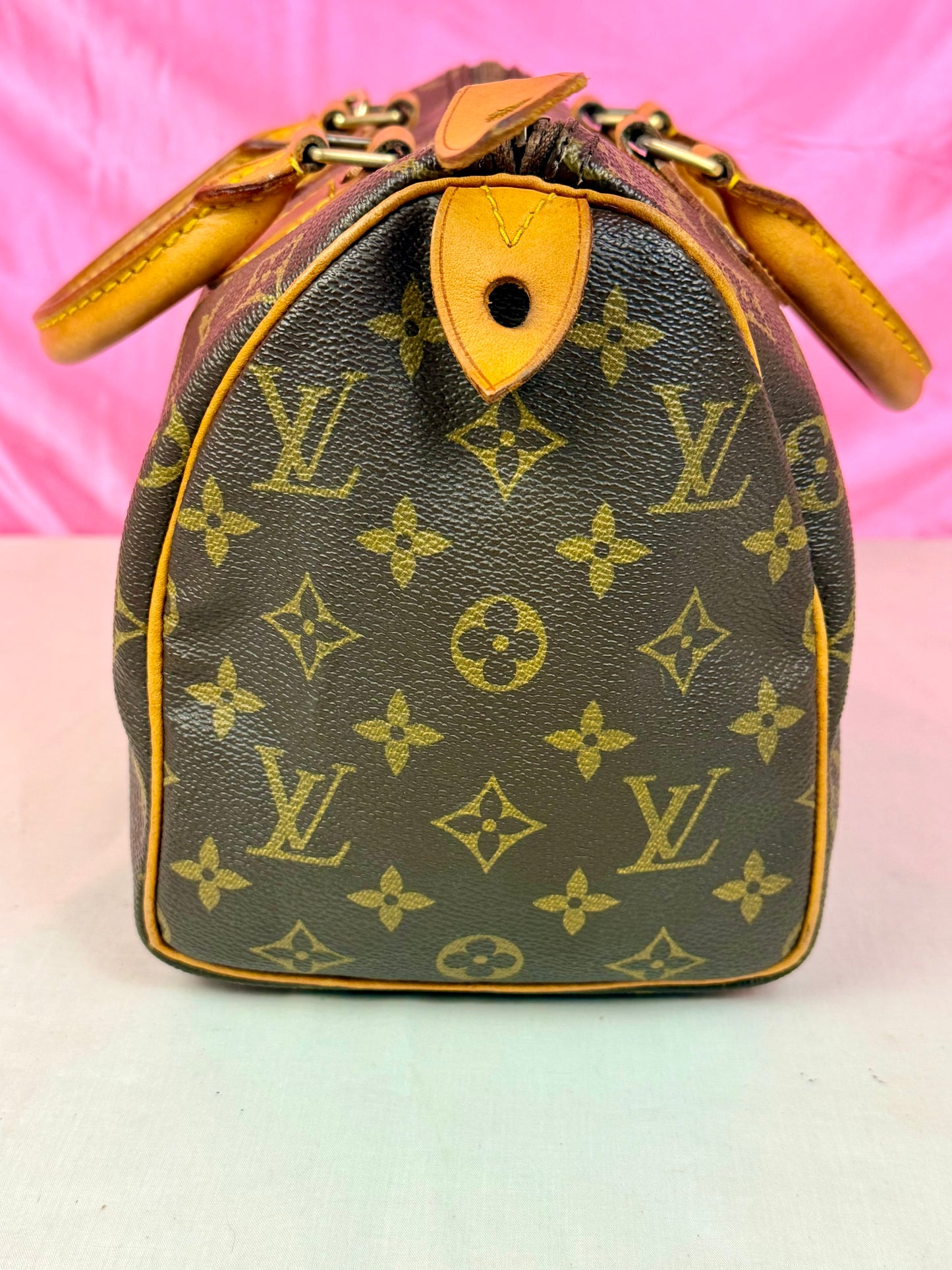 Vintage Speedy 25