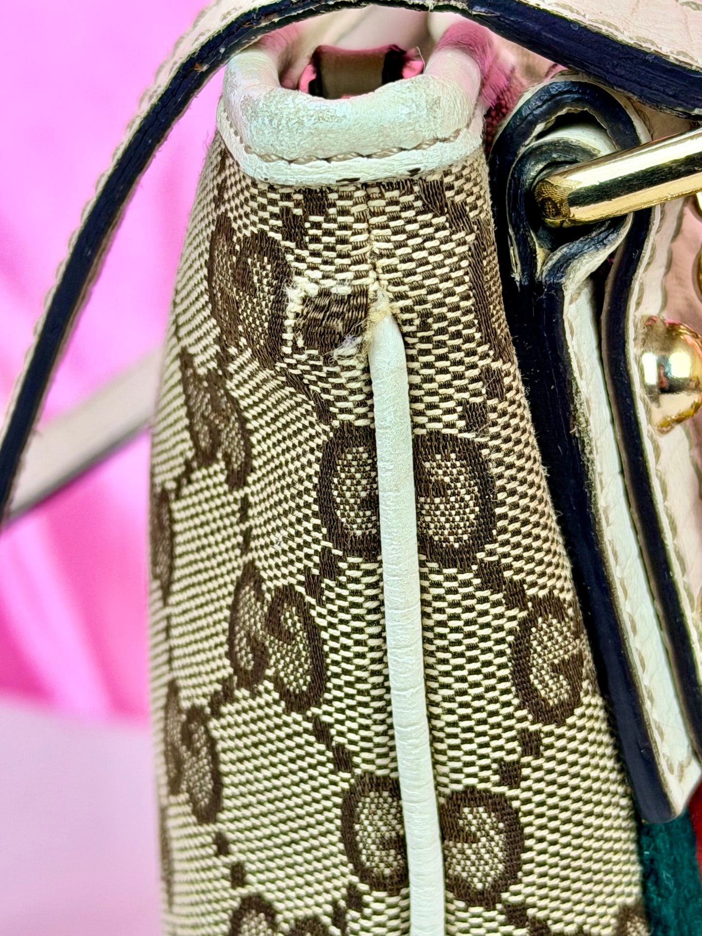 White Sherry Line Crossbody