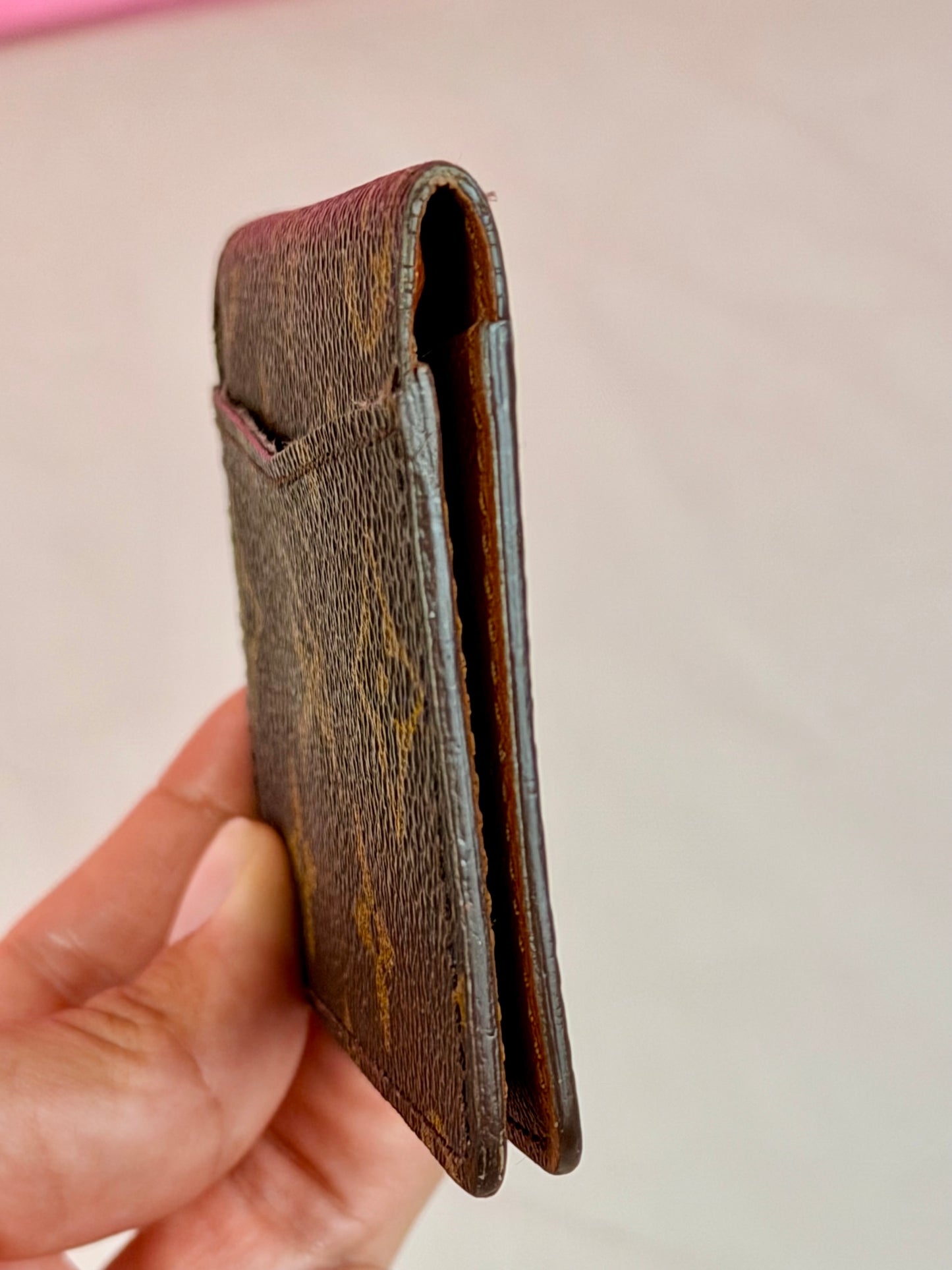 Vertical Card Case