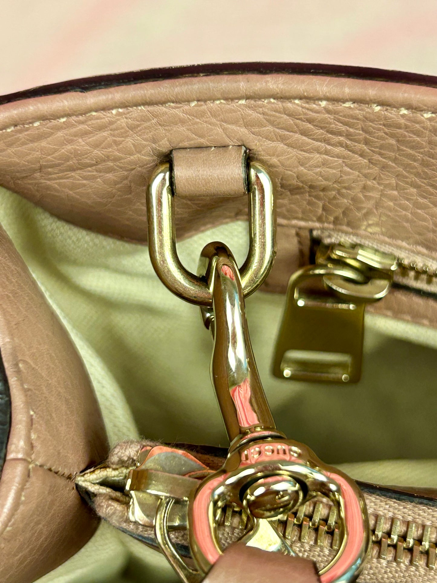 Mauve Gucci Bamboo Handle Two-Way