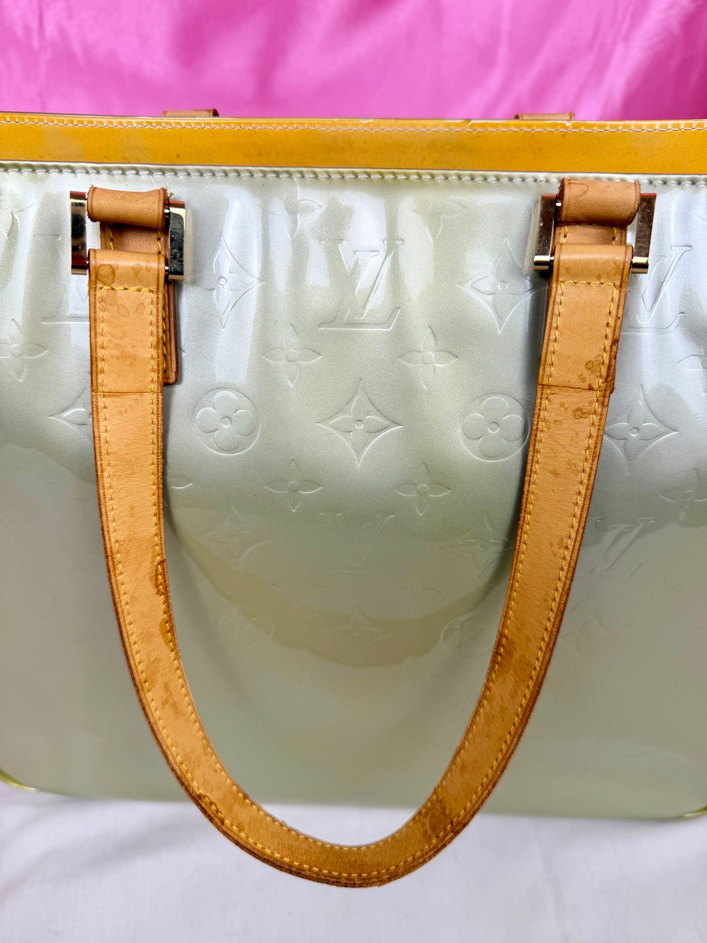 Colombus Tote in Green Vernis