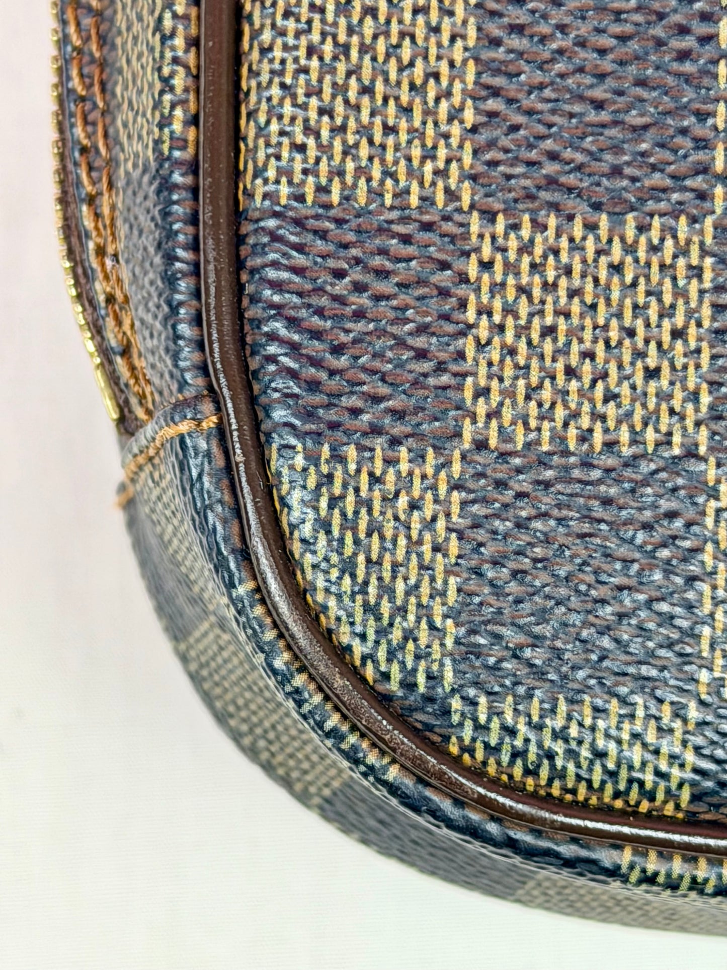 Pochette Gange in DE