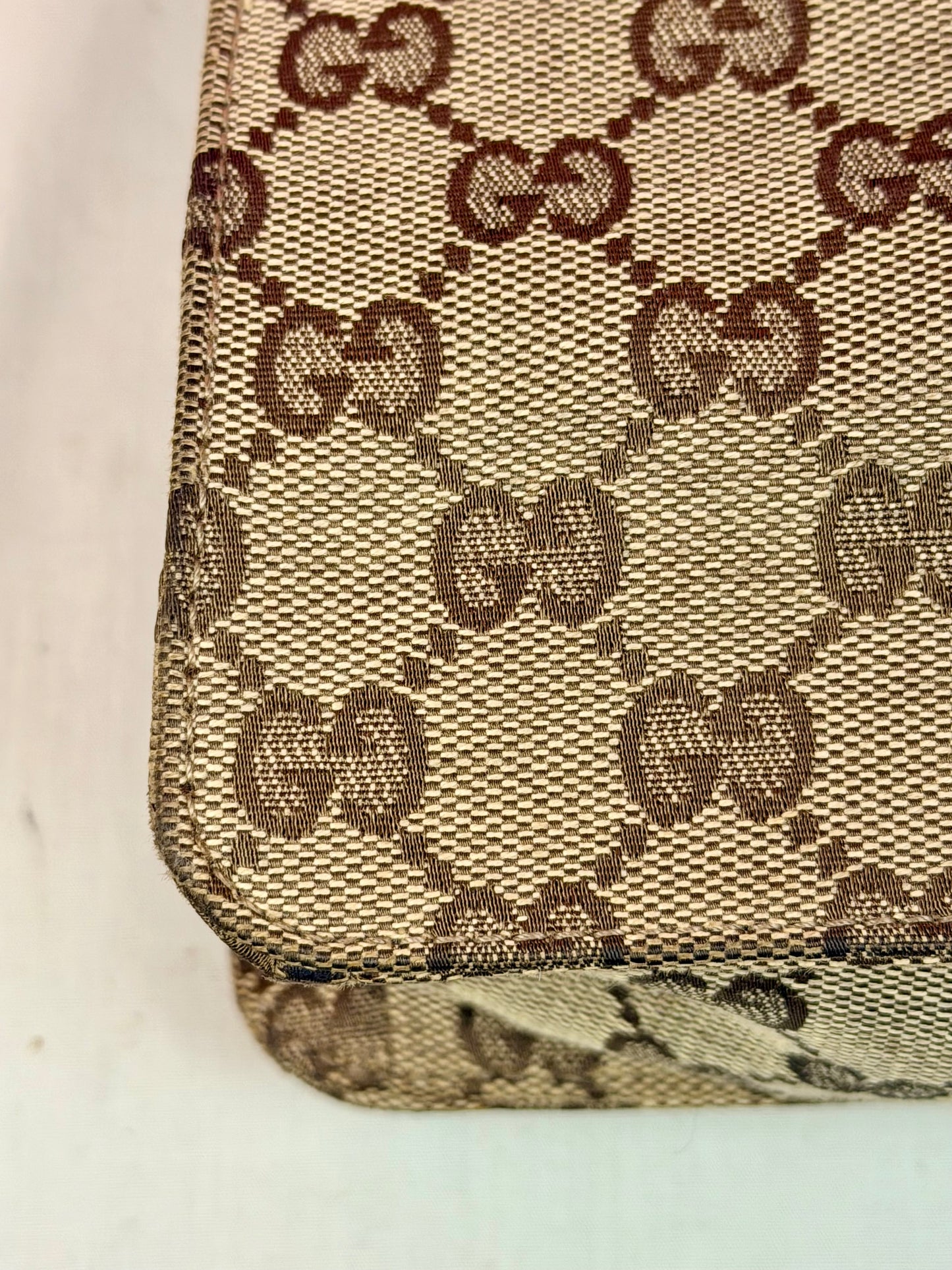 Gucci Supreme Eclipse Crossbody