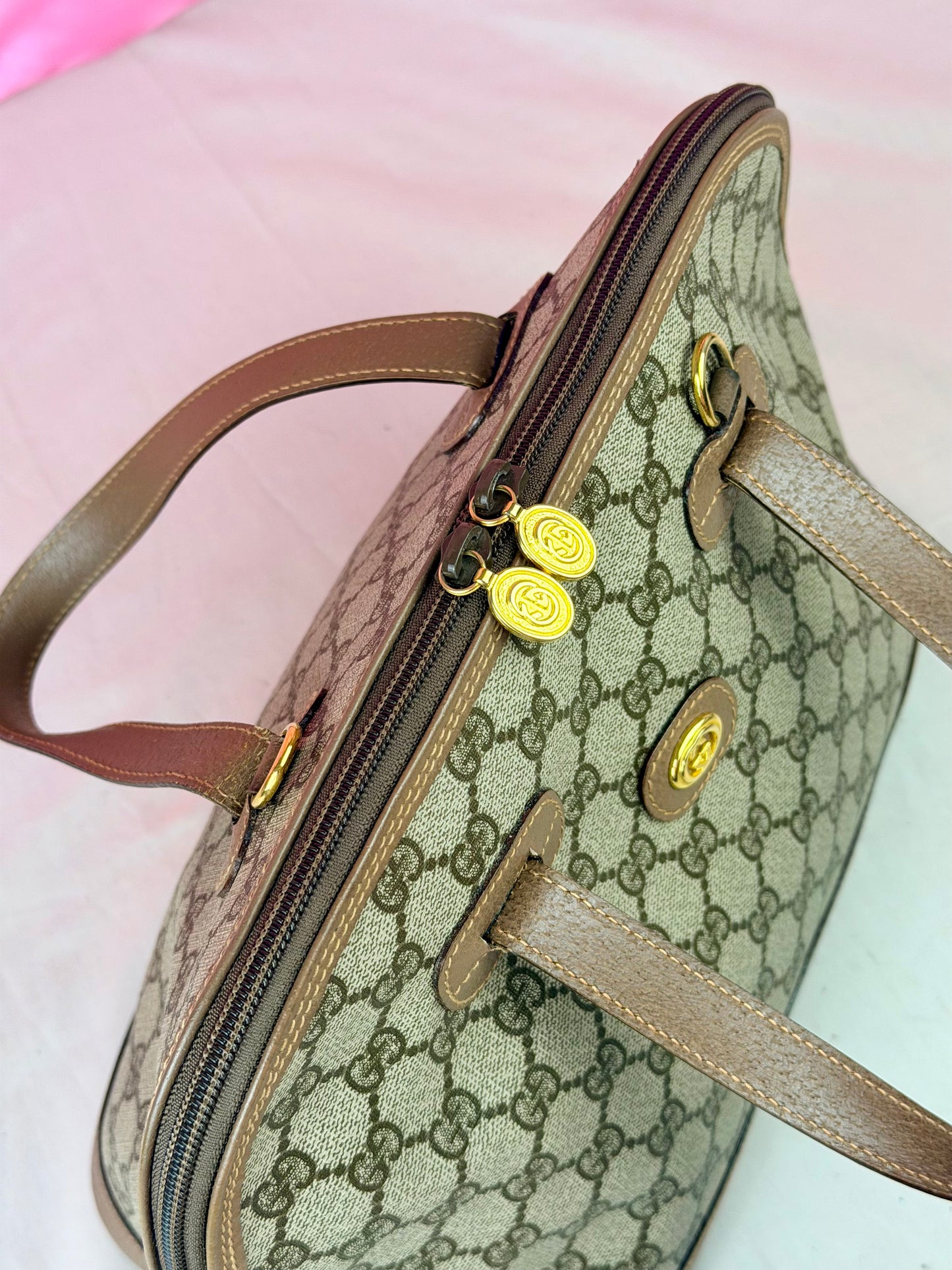 Gucci Supreme Alma