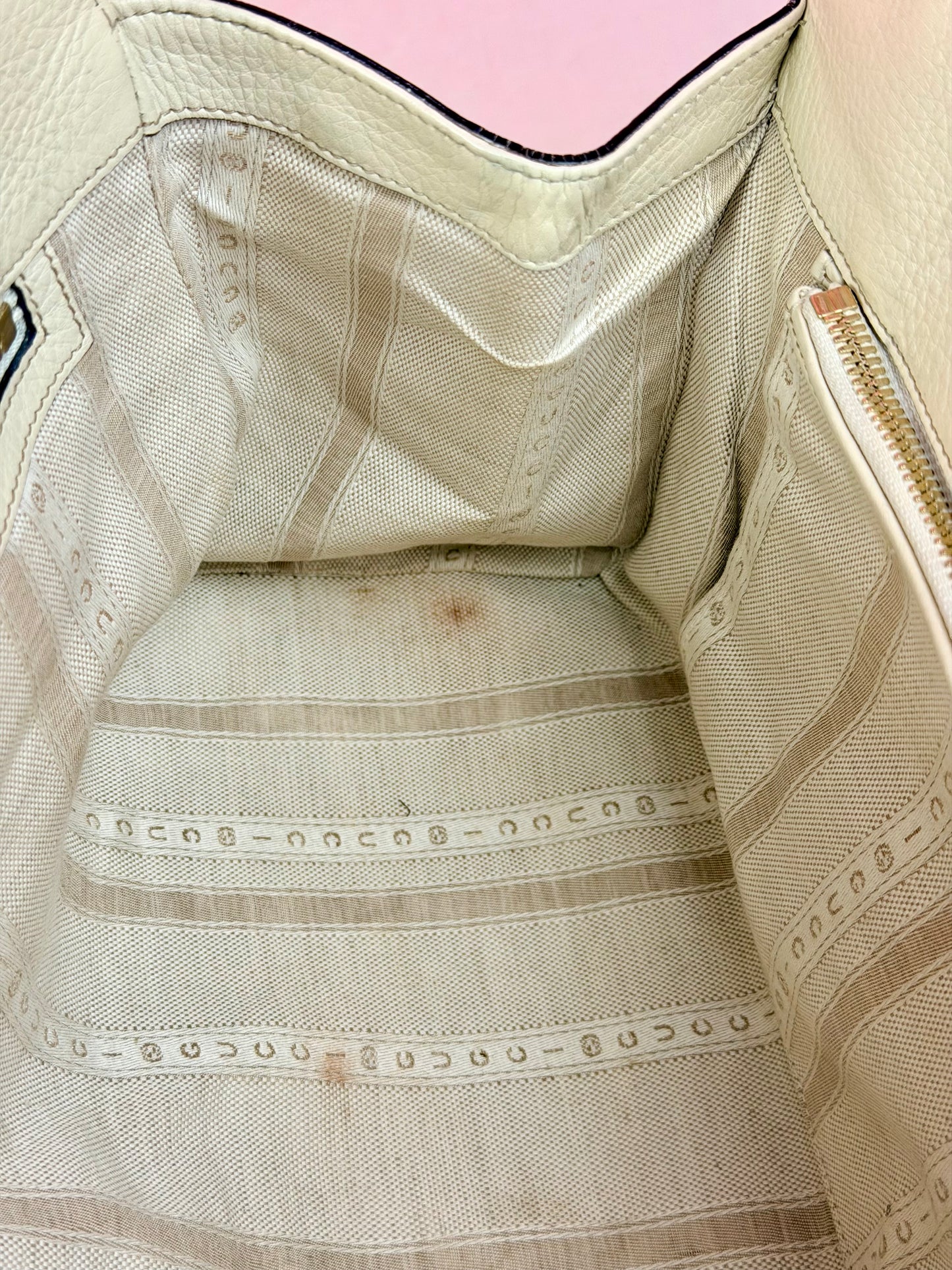 White Leather Interlocking G