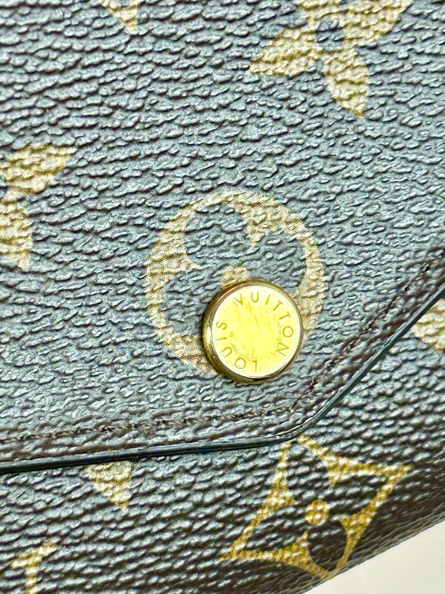 Sarah Wallet NM Monogram/Berry