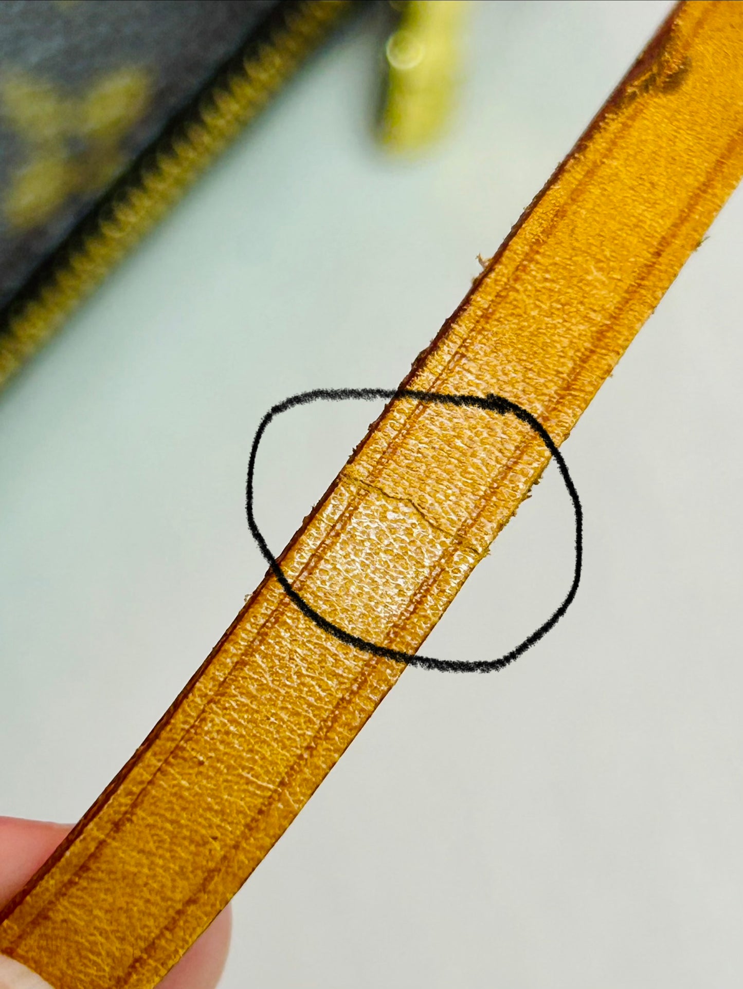 Pochette Accessories