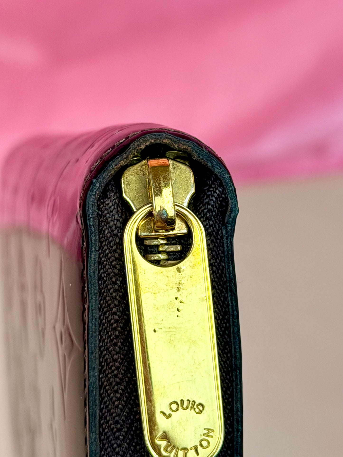 Amarathe Vernis Zippy Wallet