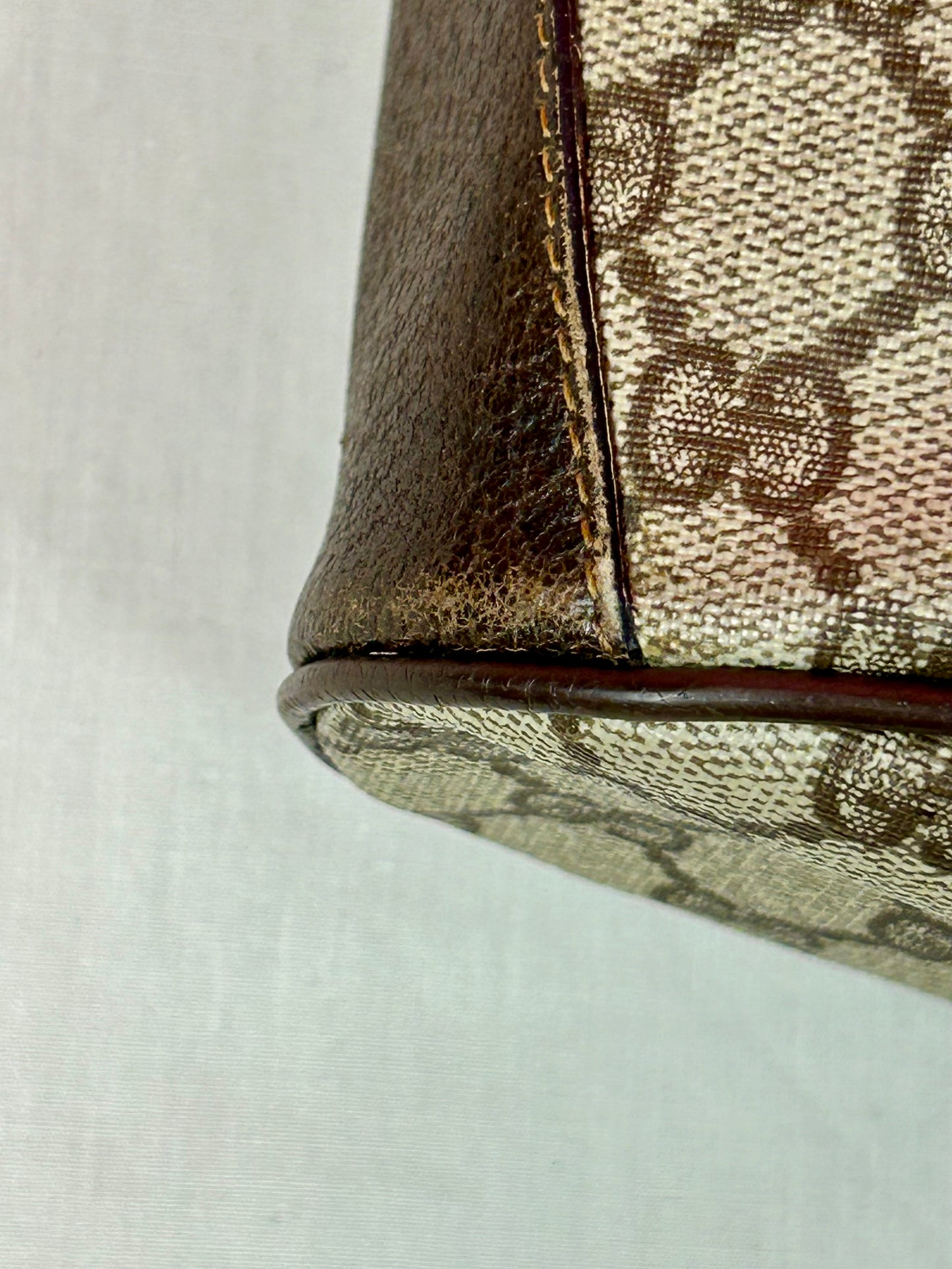 Gucci Sherry Line Bucket