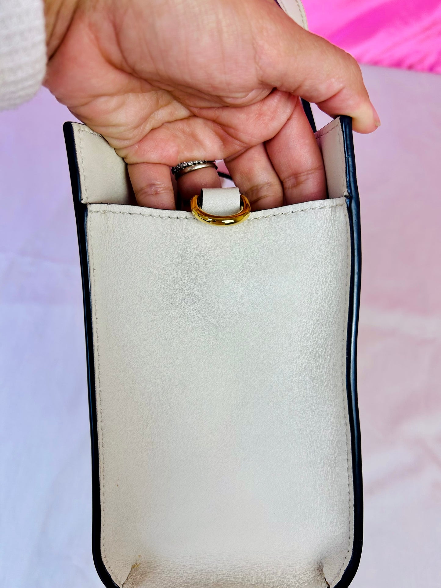 Small White Gucci Ribbon Tote