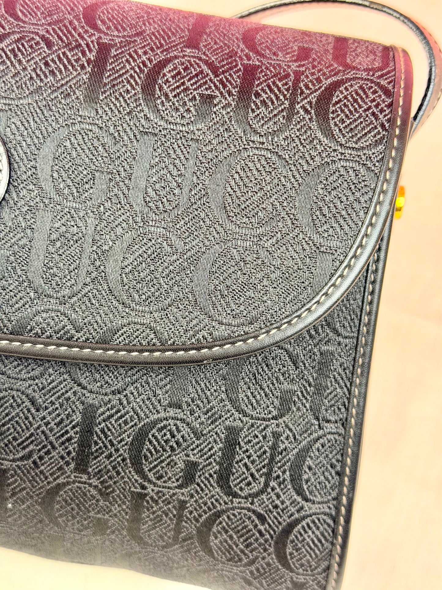 Vintage Black Gucci