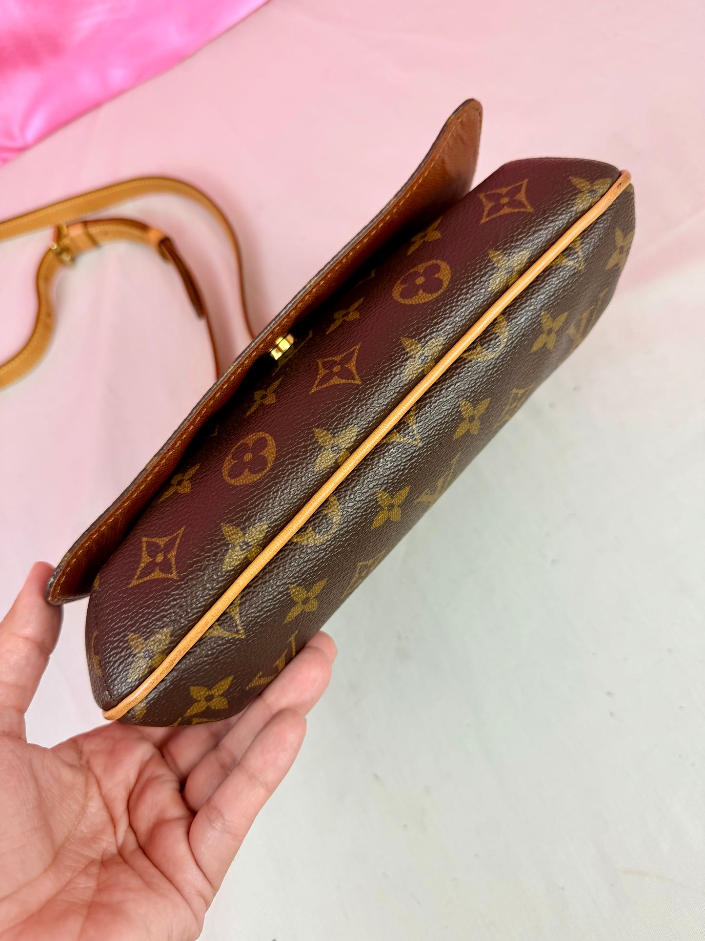 Musette Tango Crossbody