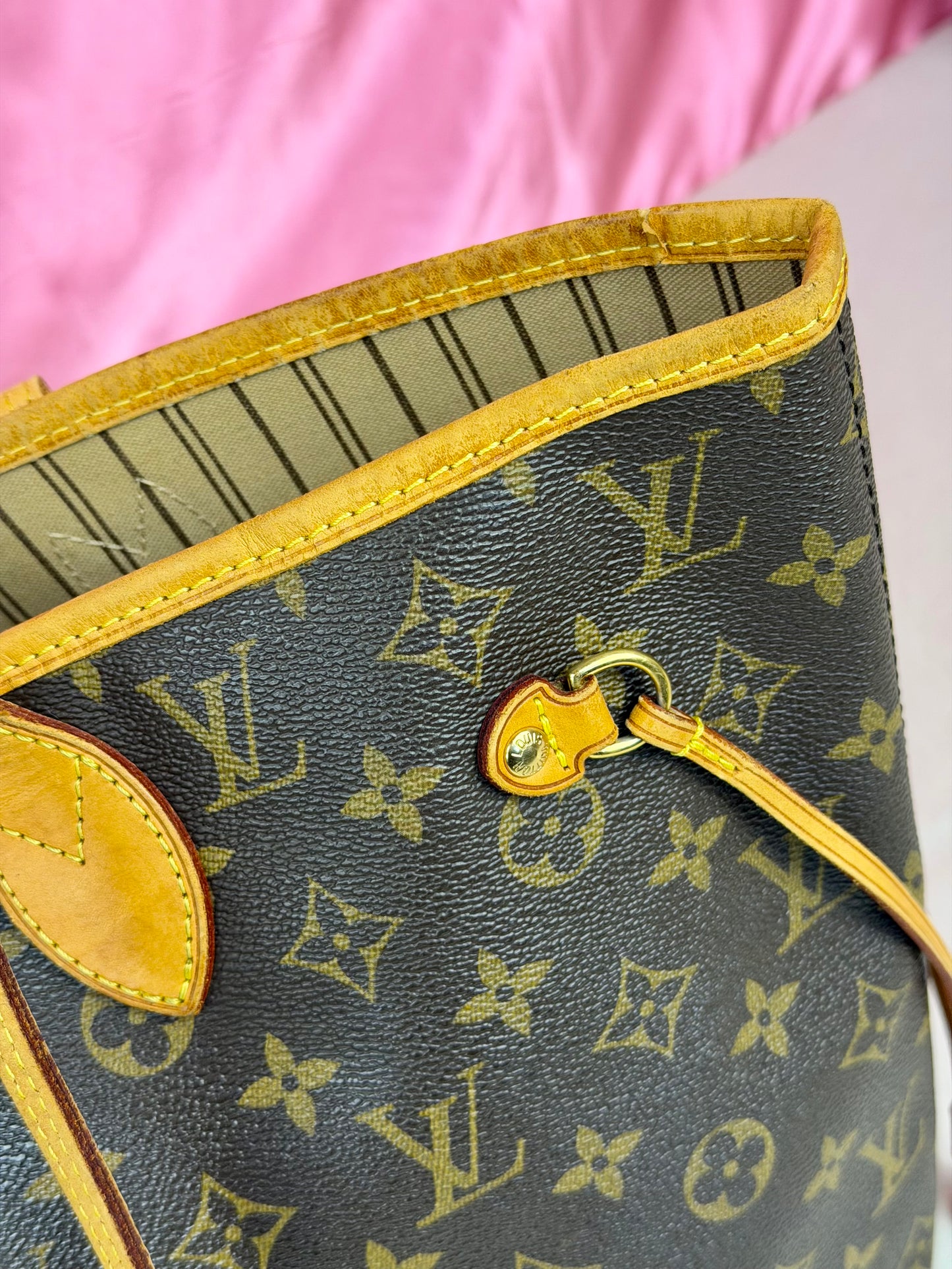 Neverfull MM in Monogram/Beige