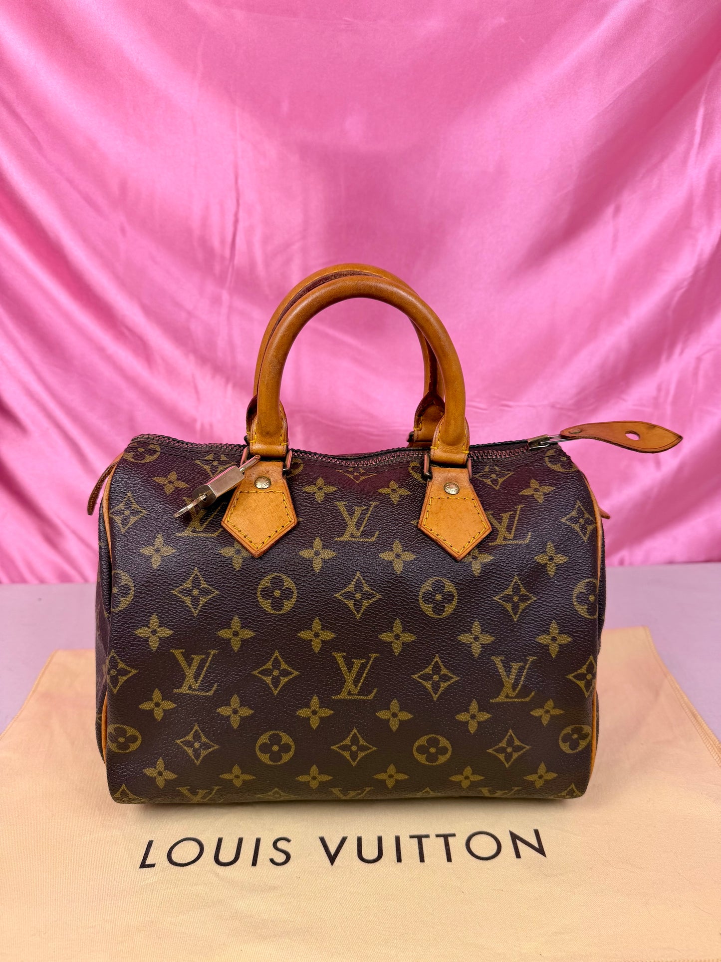 Vintage Speedy 25