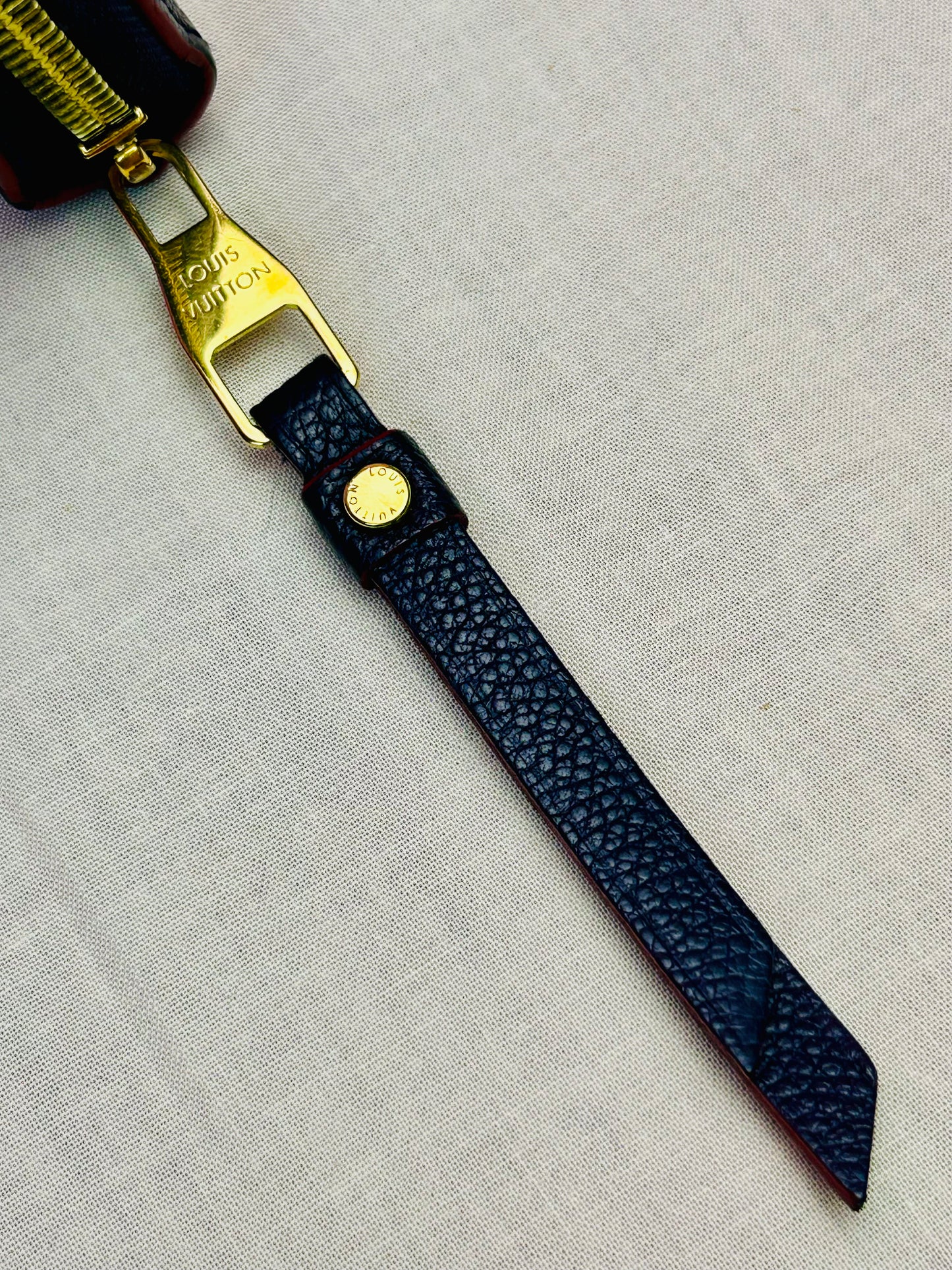 Navy Empreinte Zippy Wallet