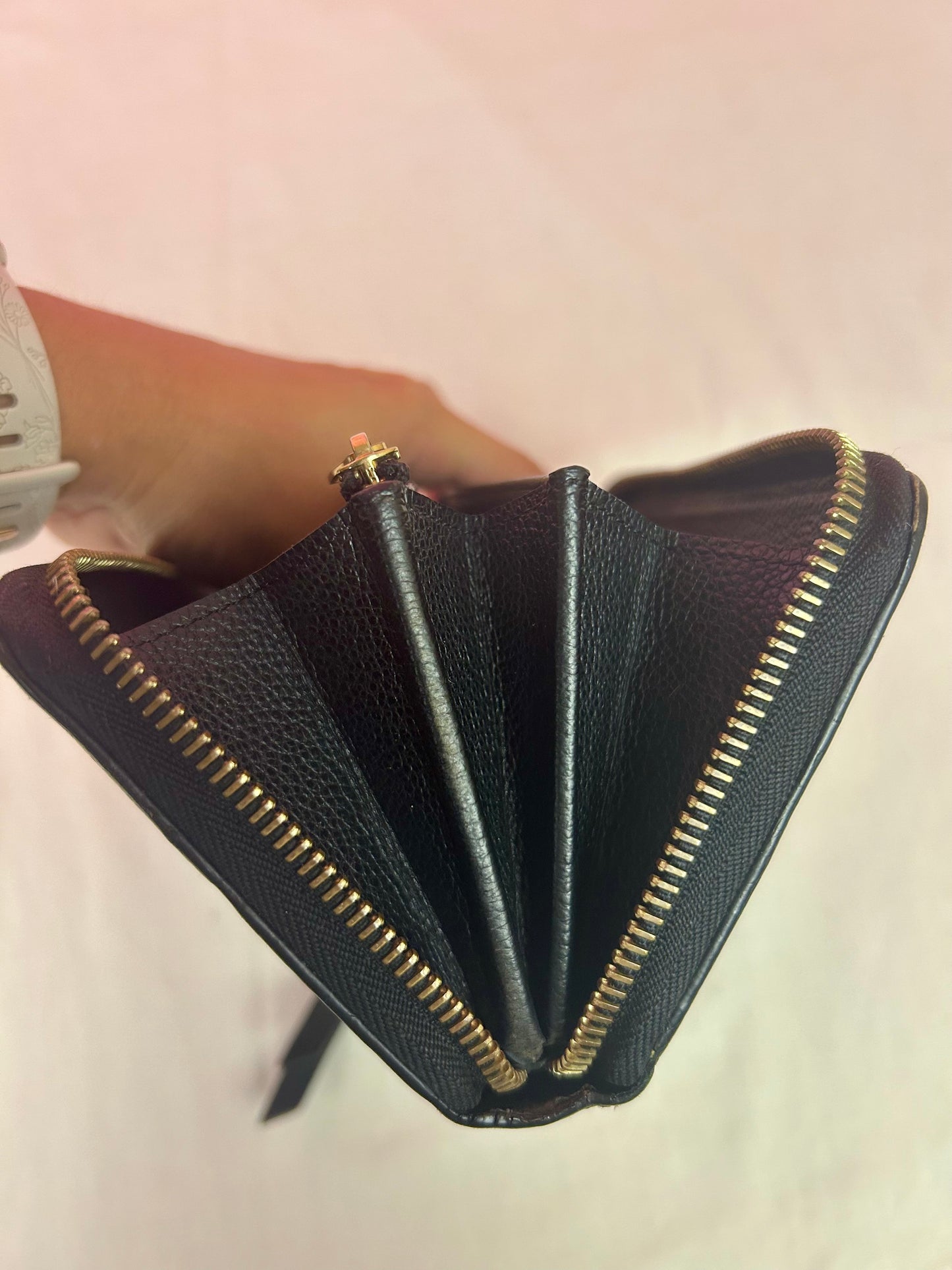 Black Empreinte Zippy Wallet