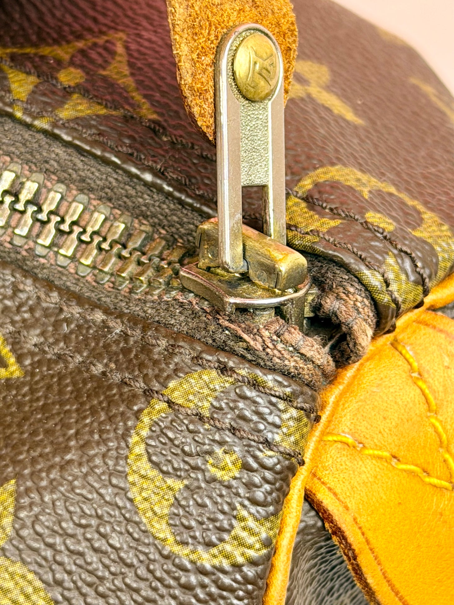 Vintage Speedy 25