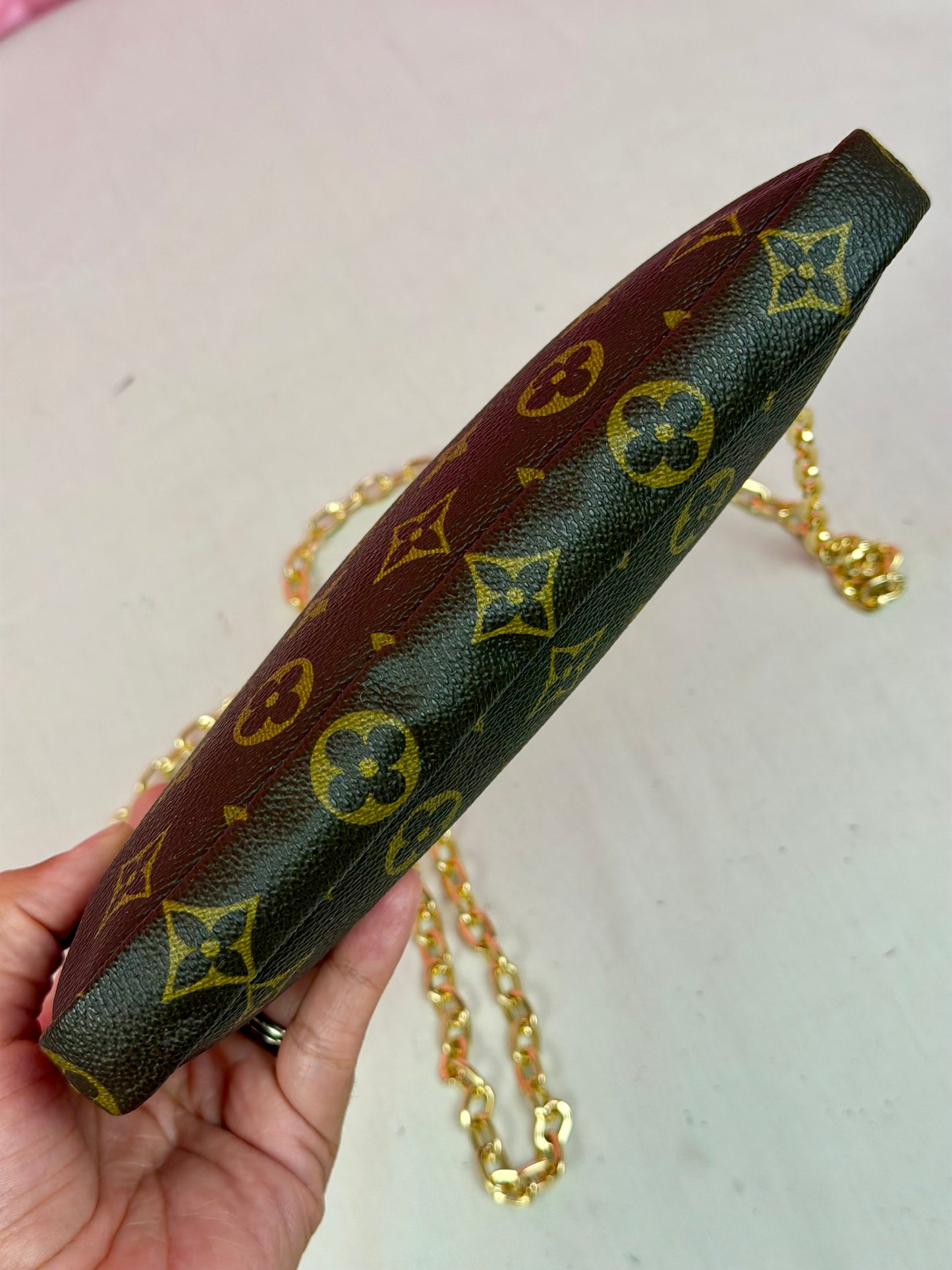 Sac Shopping Pouch on Chain