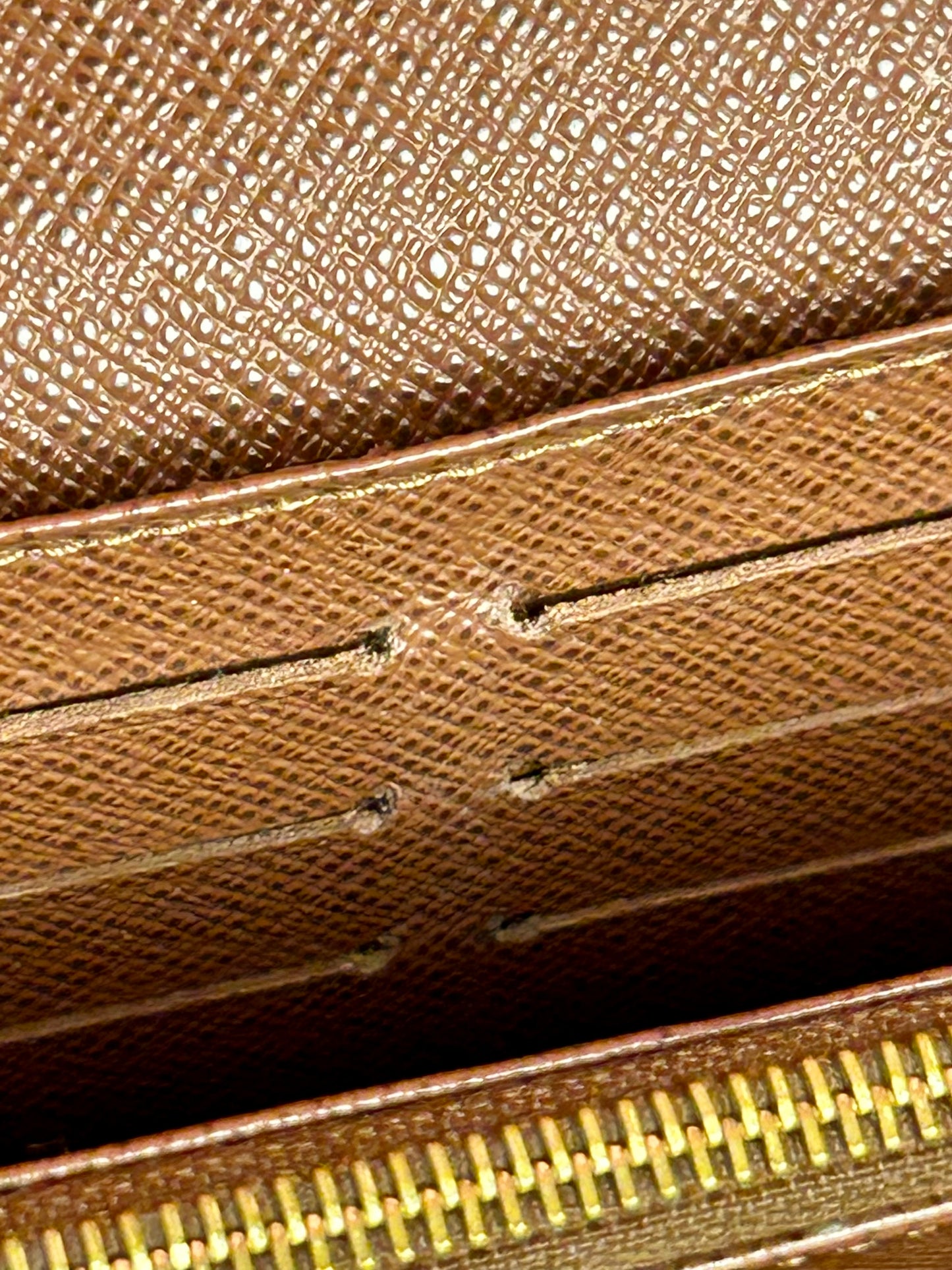 Sarah Wallet NM in Monogram/Brown