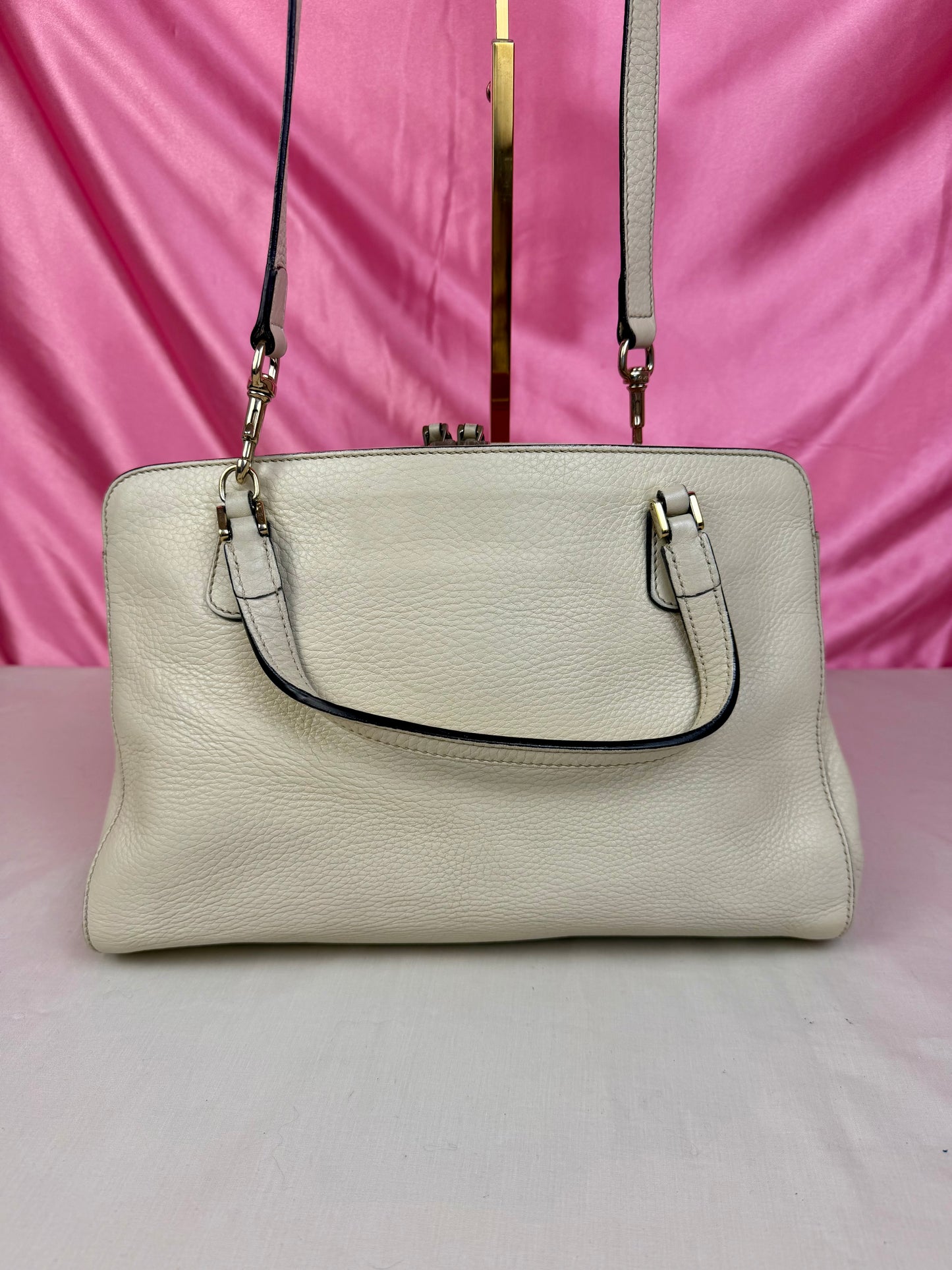 White Leather Interlocking G