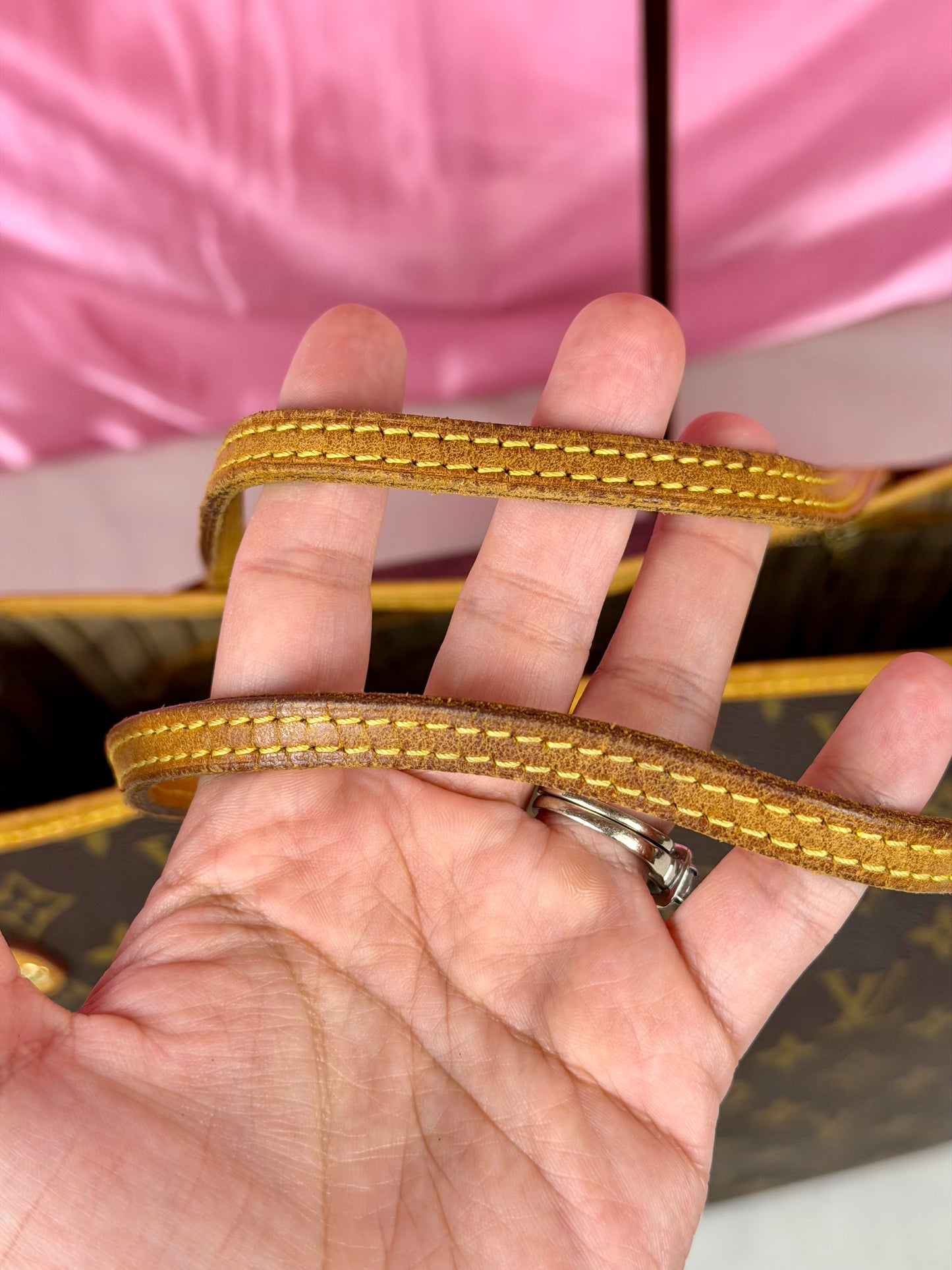 Neverfull MM in Monogram/Beige