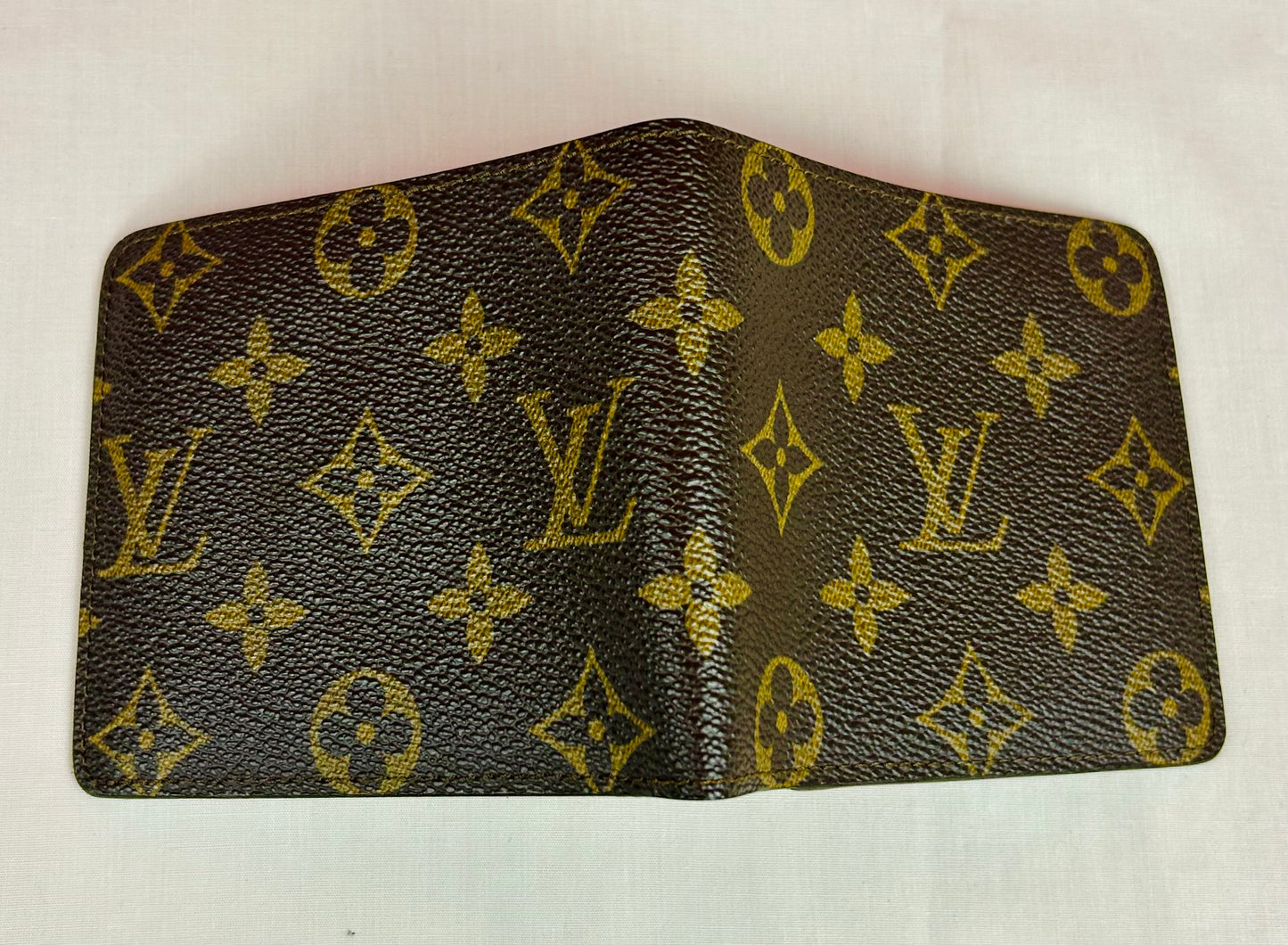 Bifold Wallet in Monogram