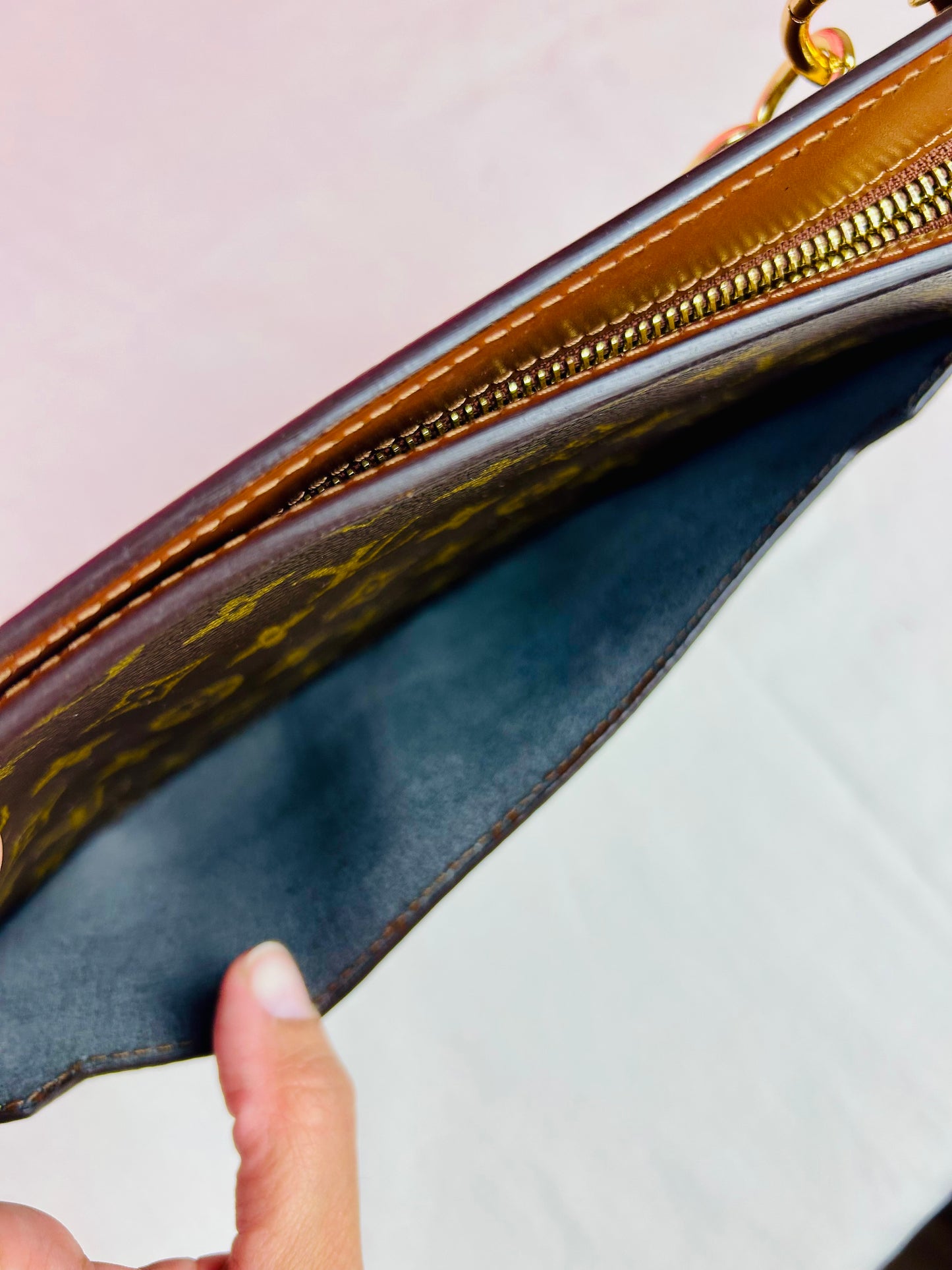 Homme Converted to Shoulder Bag