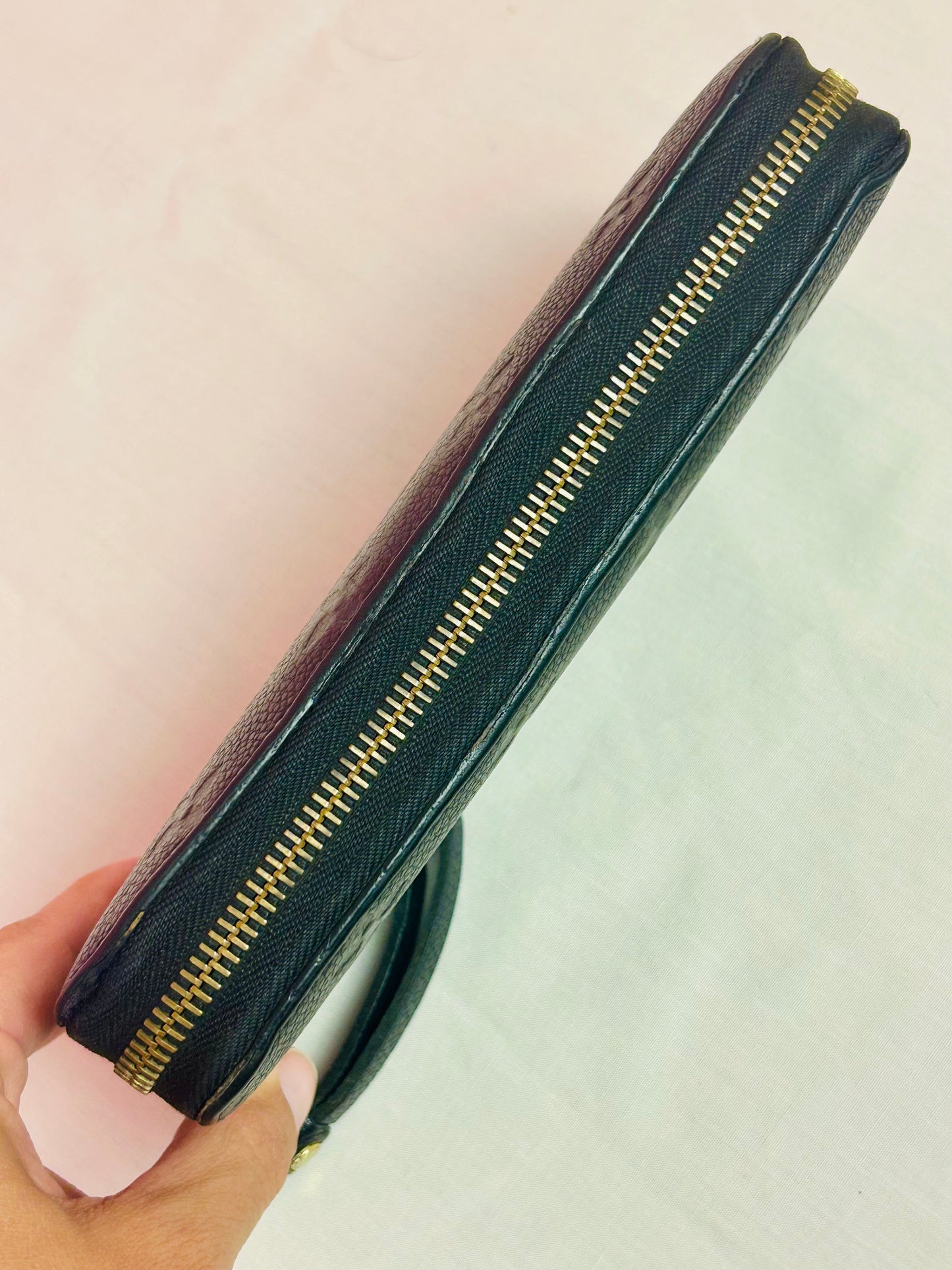 Black Empreinte Zippy Wallet