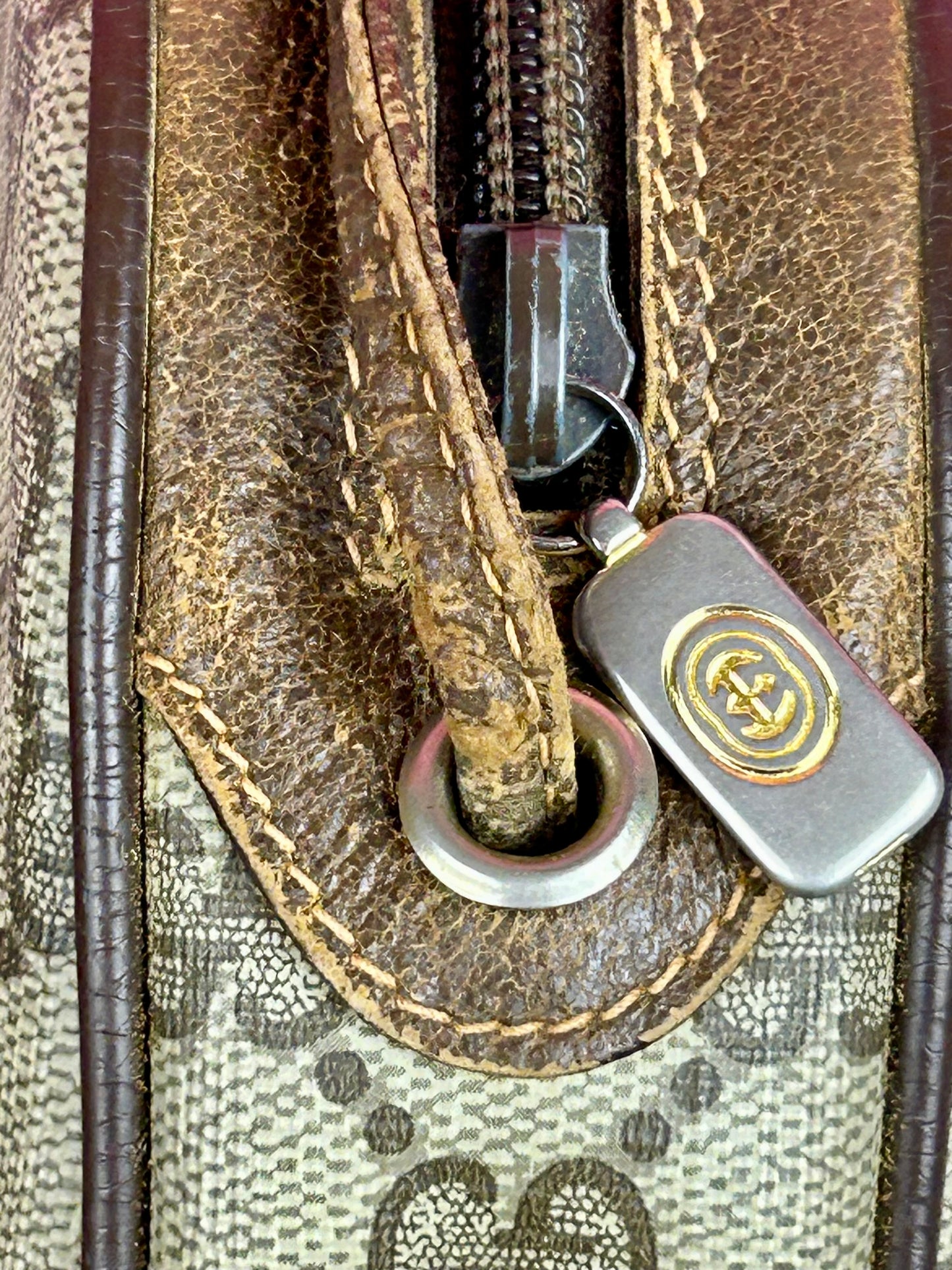Small Gucci Sherry Line
